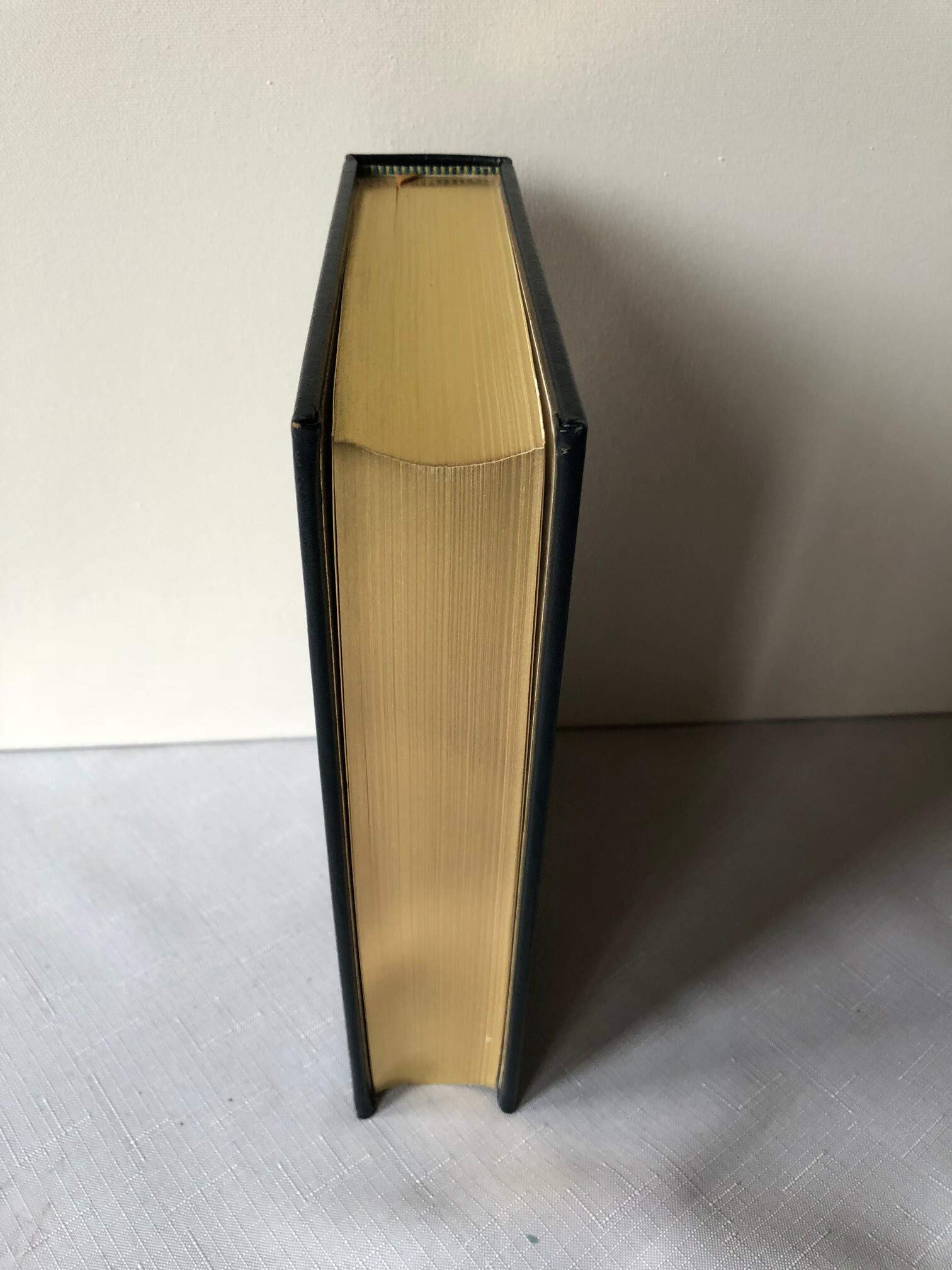 The Shadow of Blooming Grove. Warren G. Harding in His Times. Easton Press