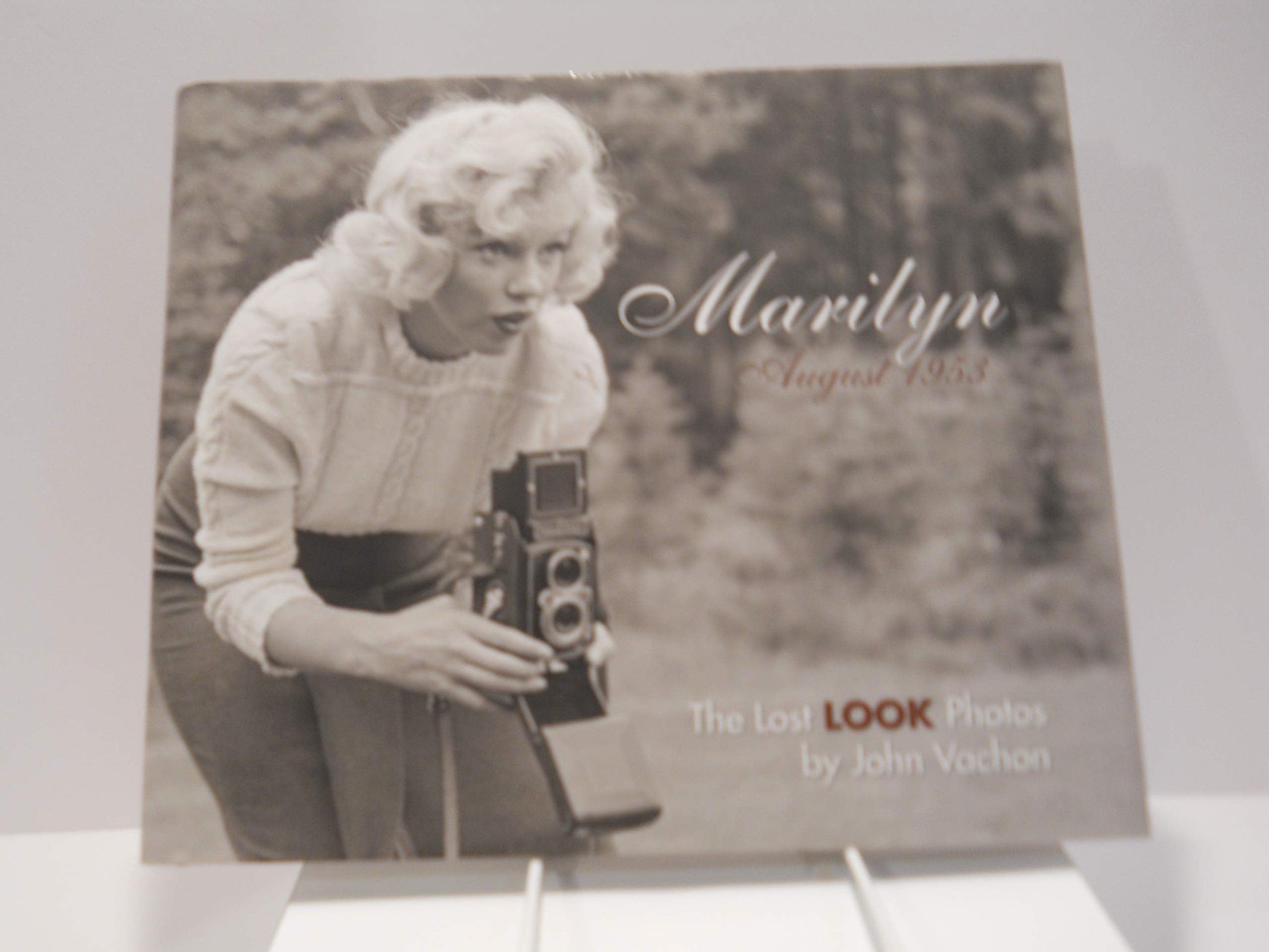 Marilyn, August 1953: The Lost LOOK Photos (Calla Editions) used book depot
