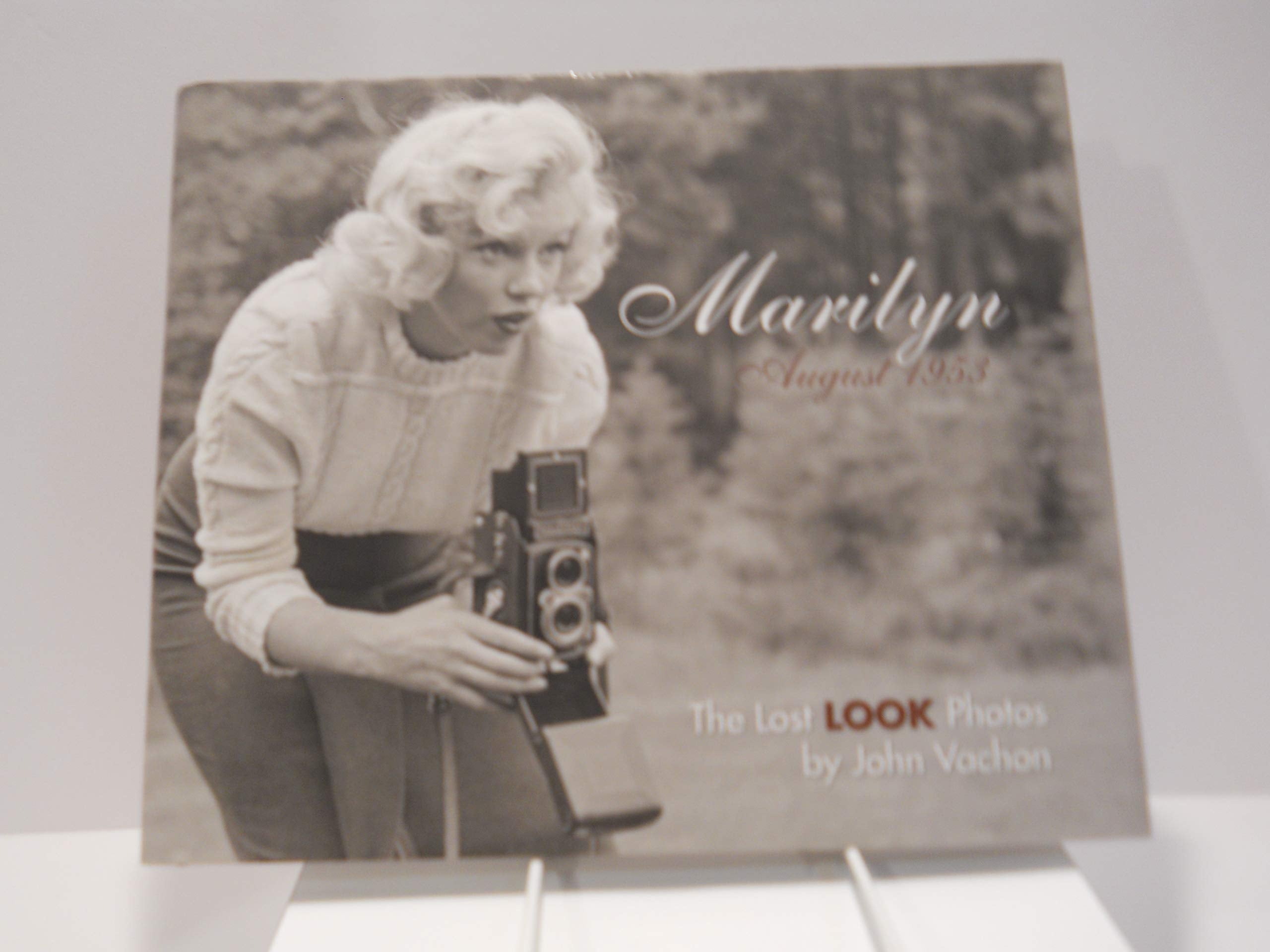 Marilyn, August 1953: The Lost LOOK Photos (Calla Editions) used book depot
