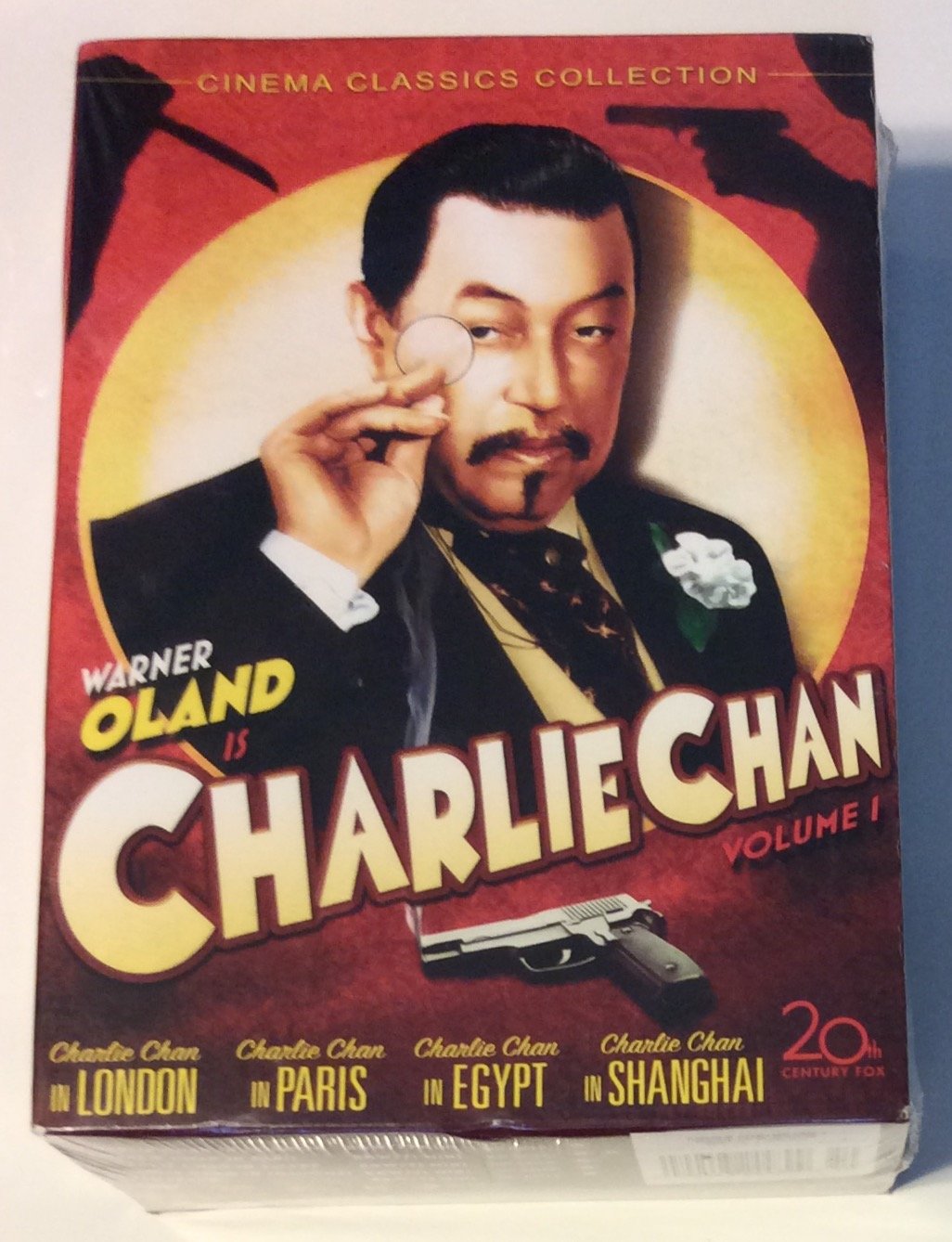 Charlie Chan Collection, Vol. 1 (Charlie Chan in London / Charlie Chan in Paris / Charlie Chan in Egypt / Charlie Chan in Shanghai / Eran Trece) used book depot