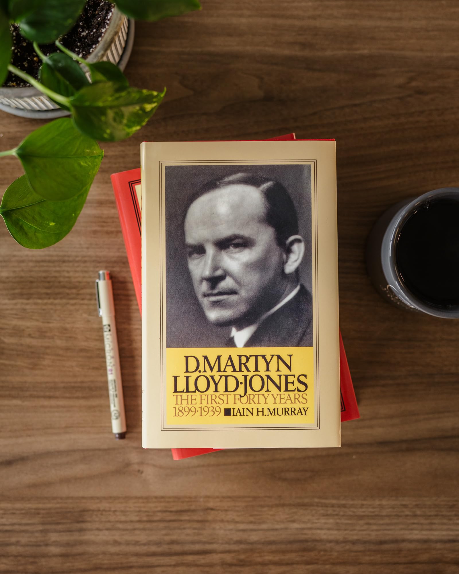 David Martyn Lloyd-Jones the First Forty Years 1899-1939 used book depot