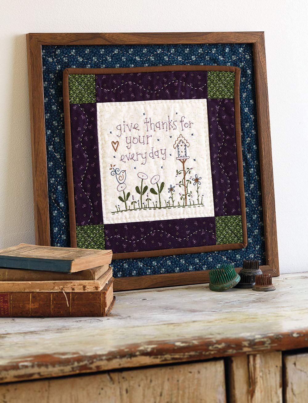 Changing Seasons: 17 Embroideries to Mix and Match used book depot