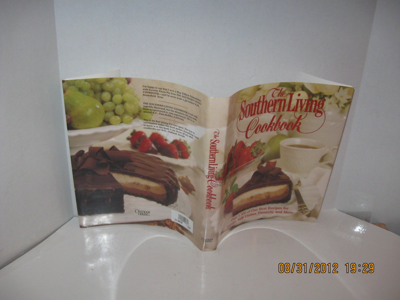 The Southern Living Cookbook: From the Foods Staff of Southern Living Magazine
