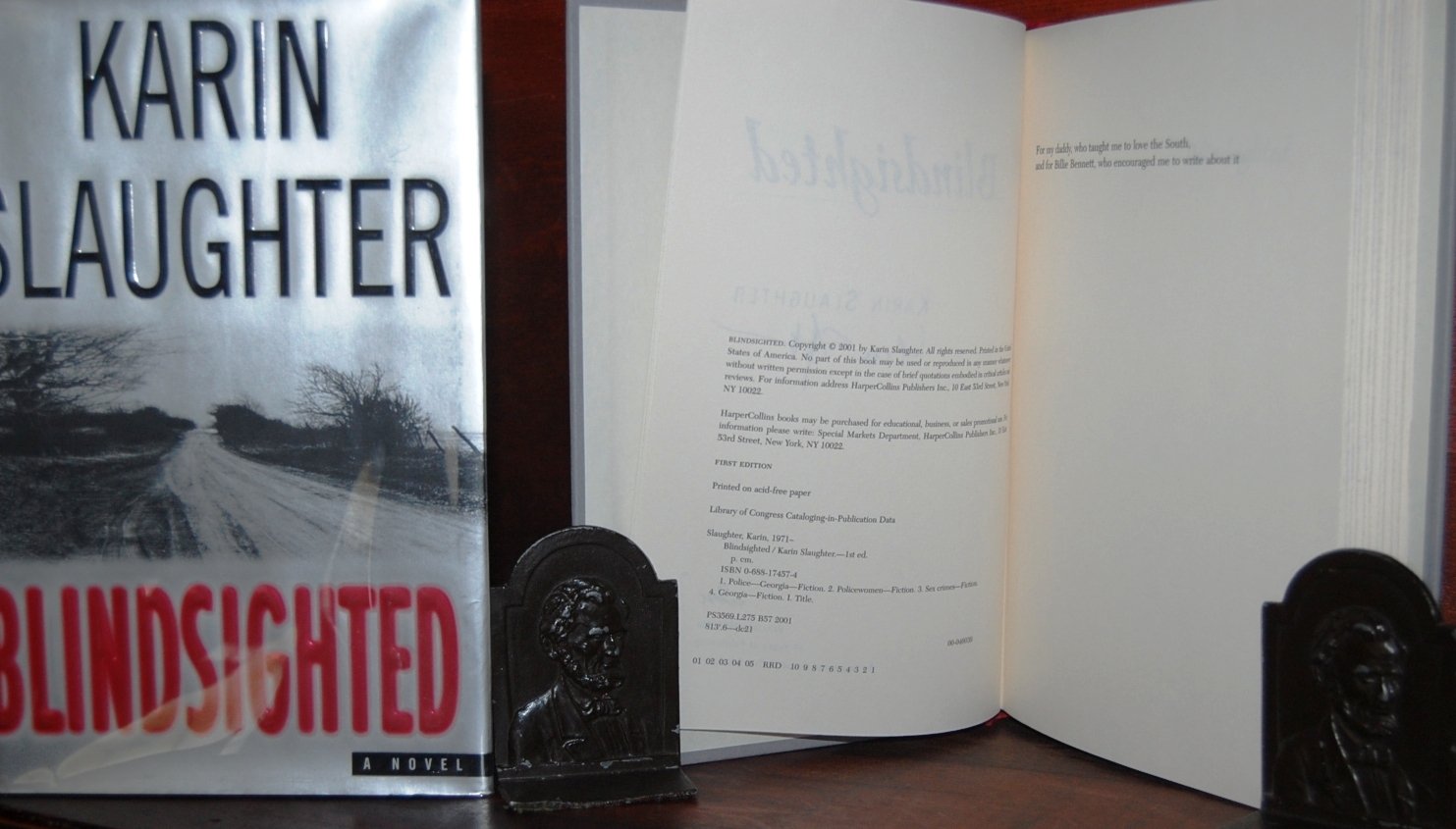 Blindsighted: A Novel (Dr. Sara Linton) used book depot