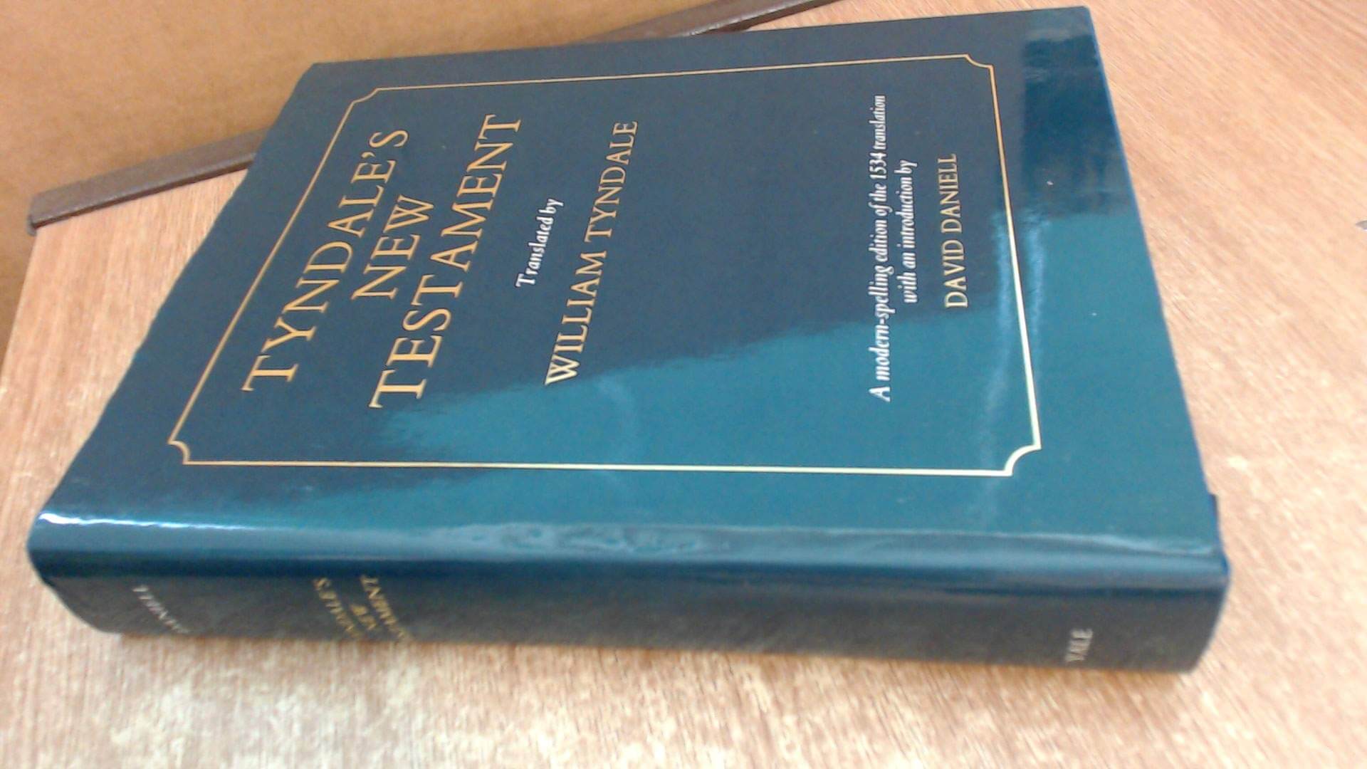 Tyndale's New Testament used book depot