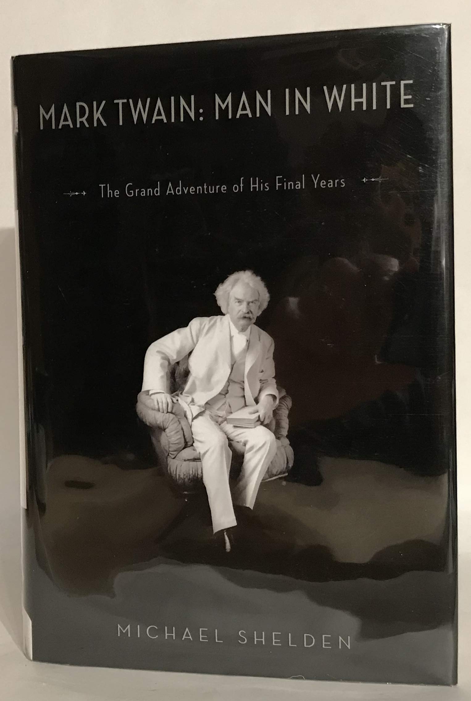 Mark Twain: Man in White: The Grand Adventure of His Final Years used book depot
