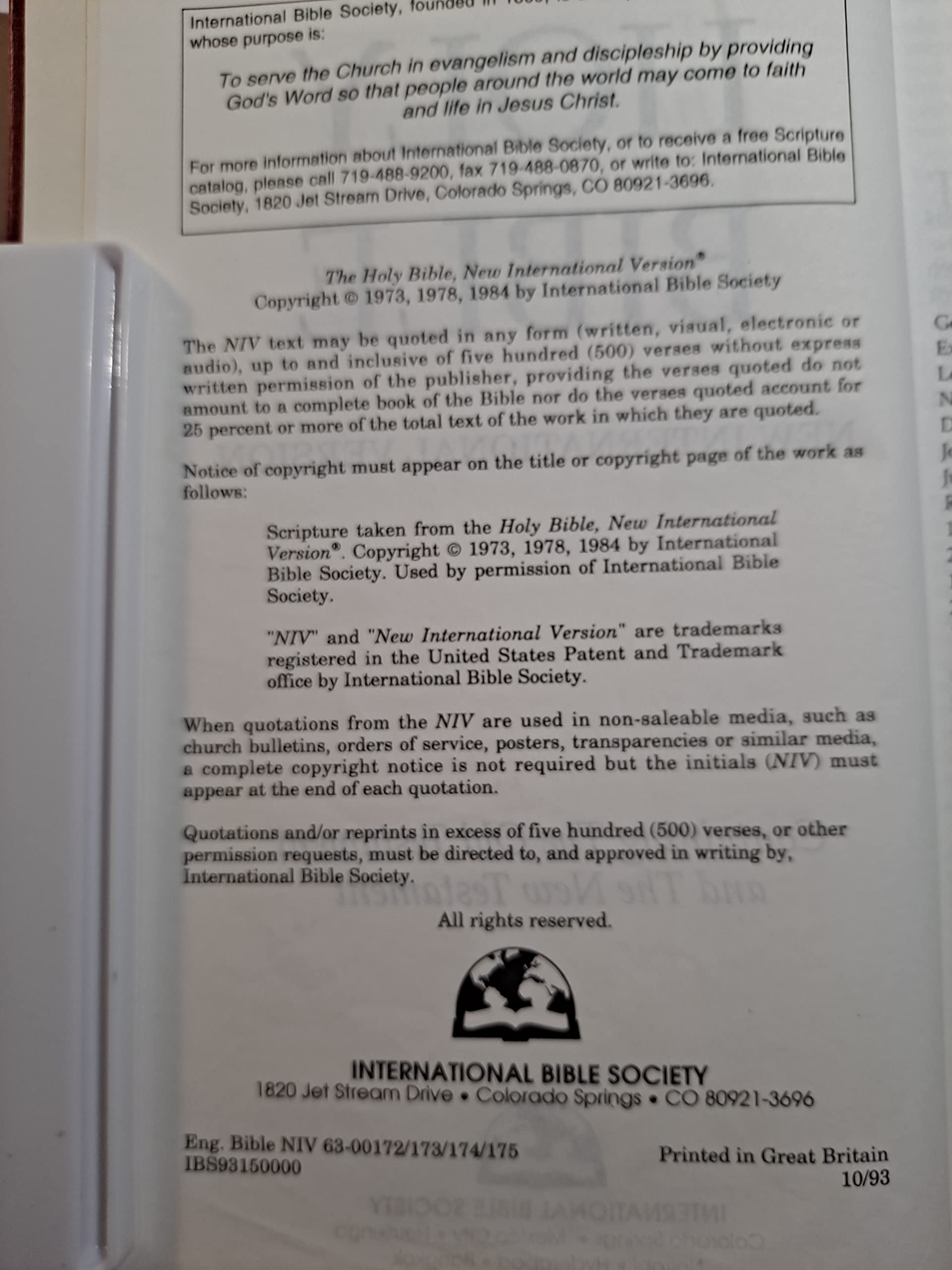 Holy Bible: New International Version by international bible society (1984-05-03) used book depot