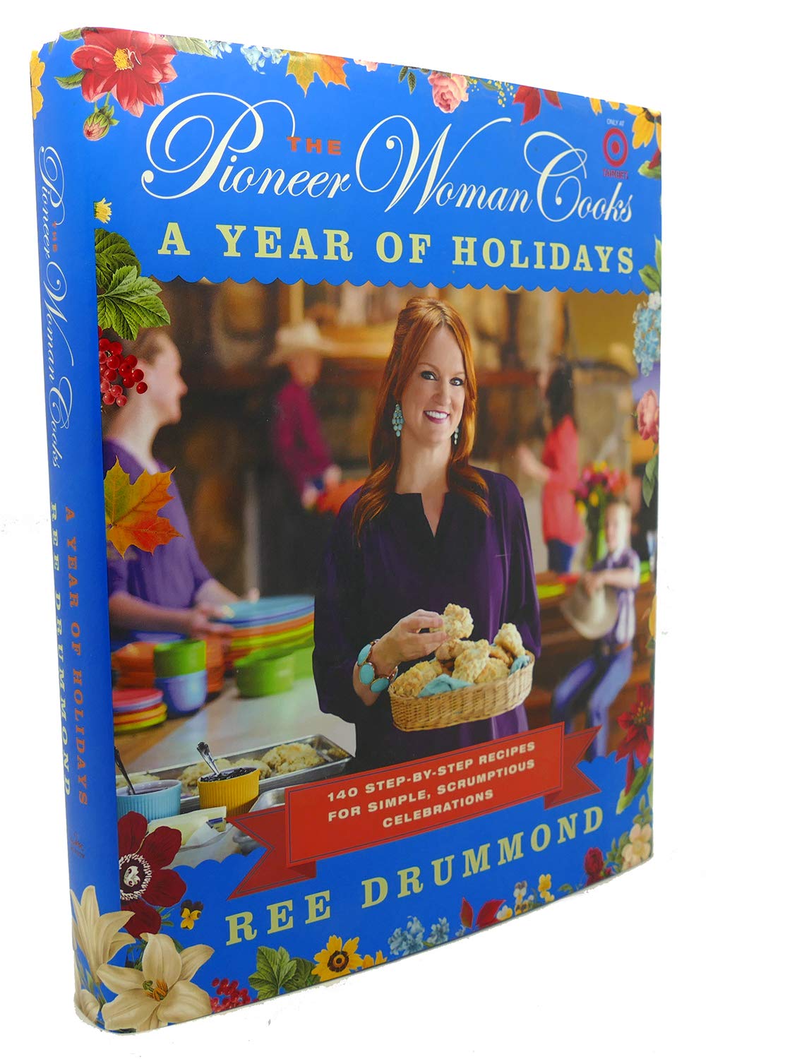 THE PIONEER WOMEN COOKS : A Year of Holidays used book depot