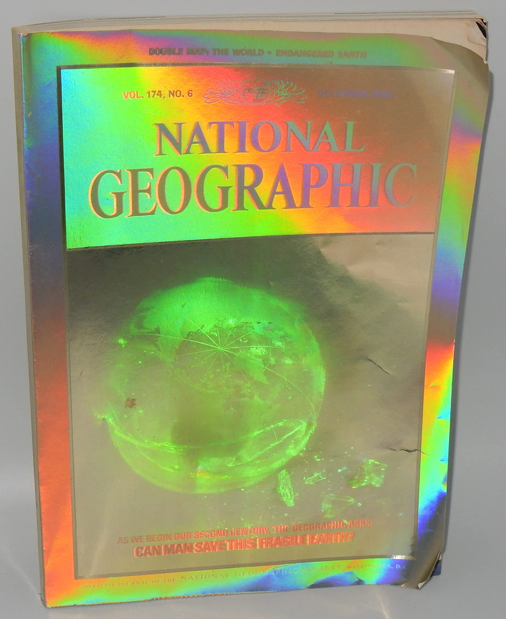 NATIONAL GEOGRAPHIC MAGAZINE, DECEMBER, 1988 [FOCUS - ENVIRONMENT WITH ORIG SILVER HOLOGRAPHIC COVER] used book depot