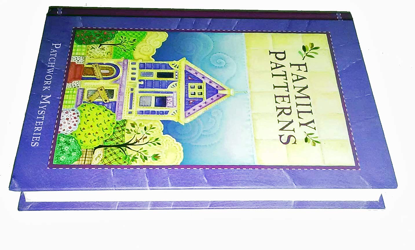 Family Patterns (Patchwork Mysteries) used book depot