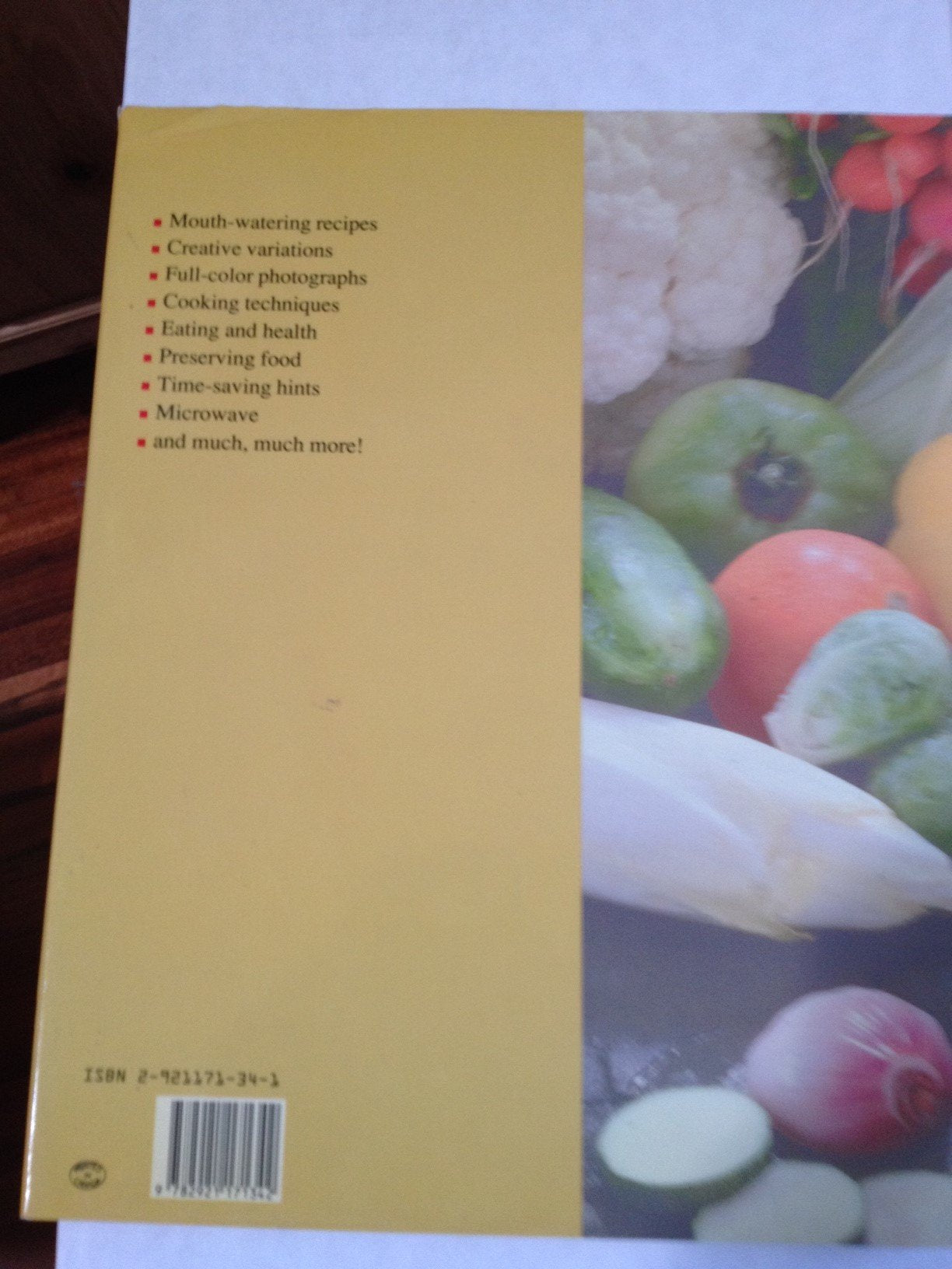 What's Cooking? (More Than Two Thousand Recipes To Vary Your Everyday Cooking)