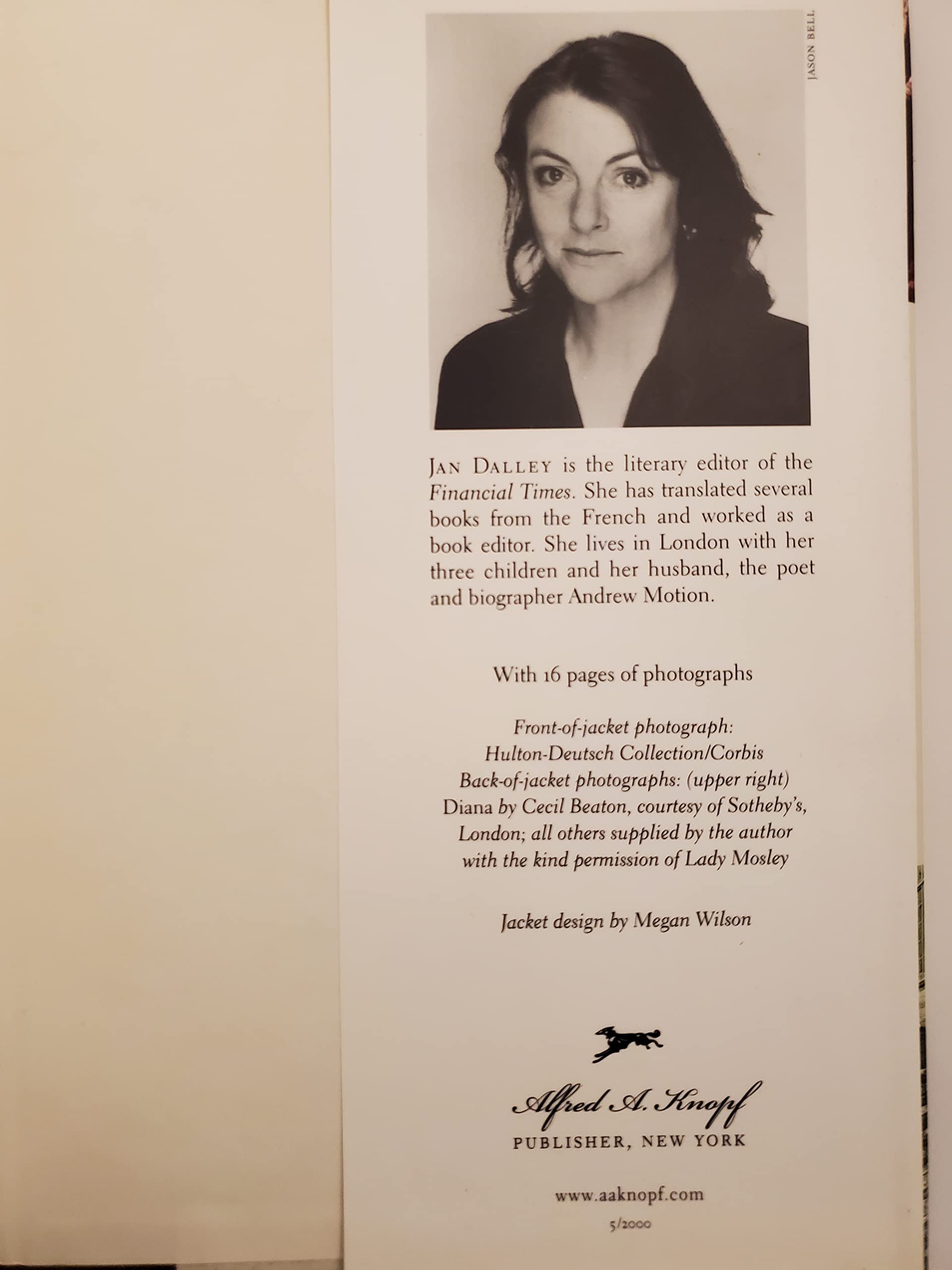 Diana Mosley: A biography of the glamorous Mitford sister who became Hitler's friend and married the leader of Britain's fascists used book depot