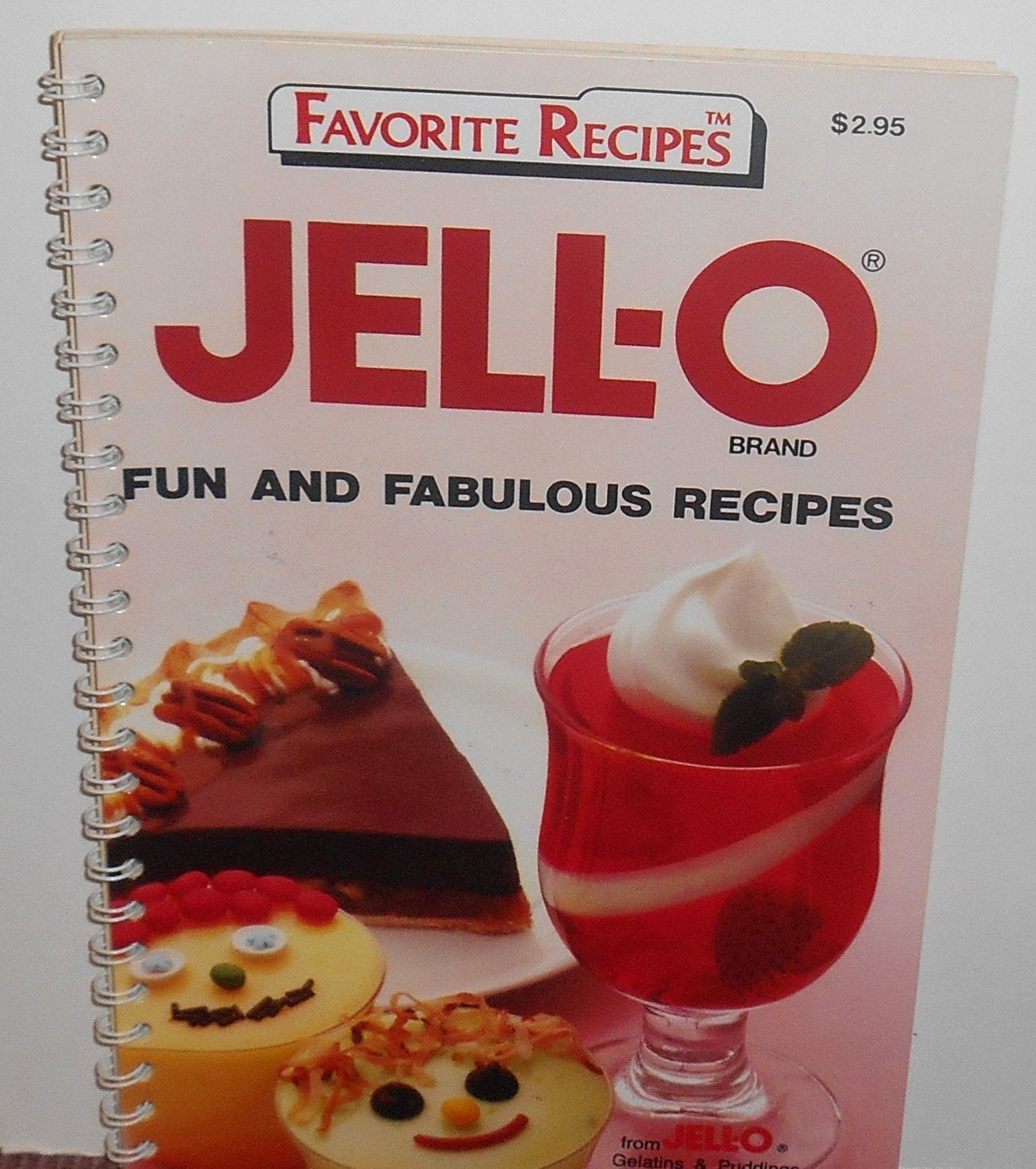 Favorite Recipes JELL-O (fun and fabulous recipes) used book depot