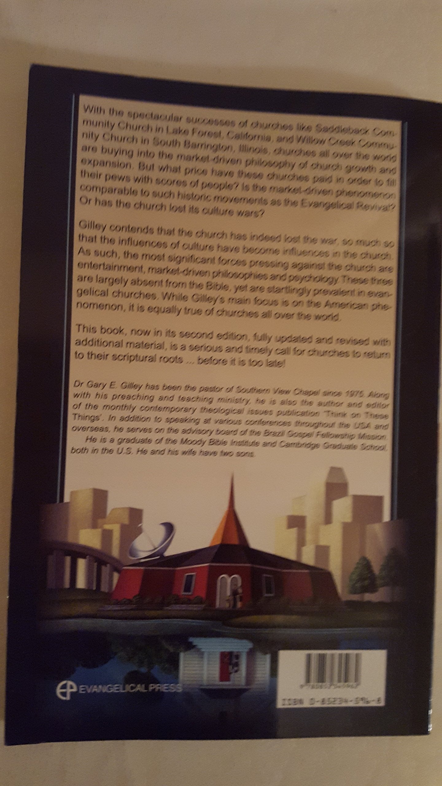 This Little Church Went to Market: The Church in the Age of Entertainment used book depot