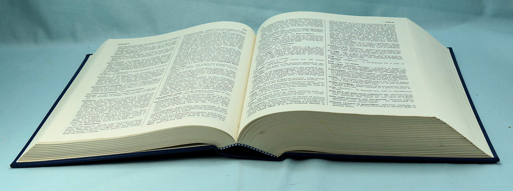Black's Law Dictionary: Definitions of the Terms and Phrases of American and English Jurisprudence, Ancient and Modern, 5th Edition used book depot