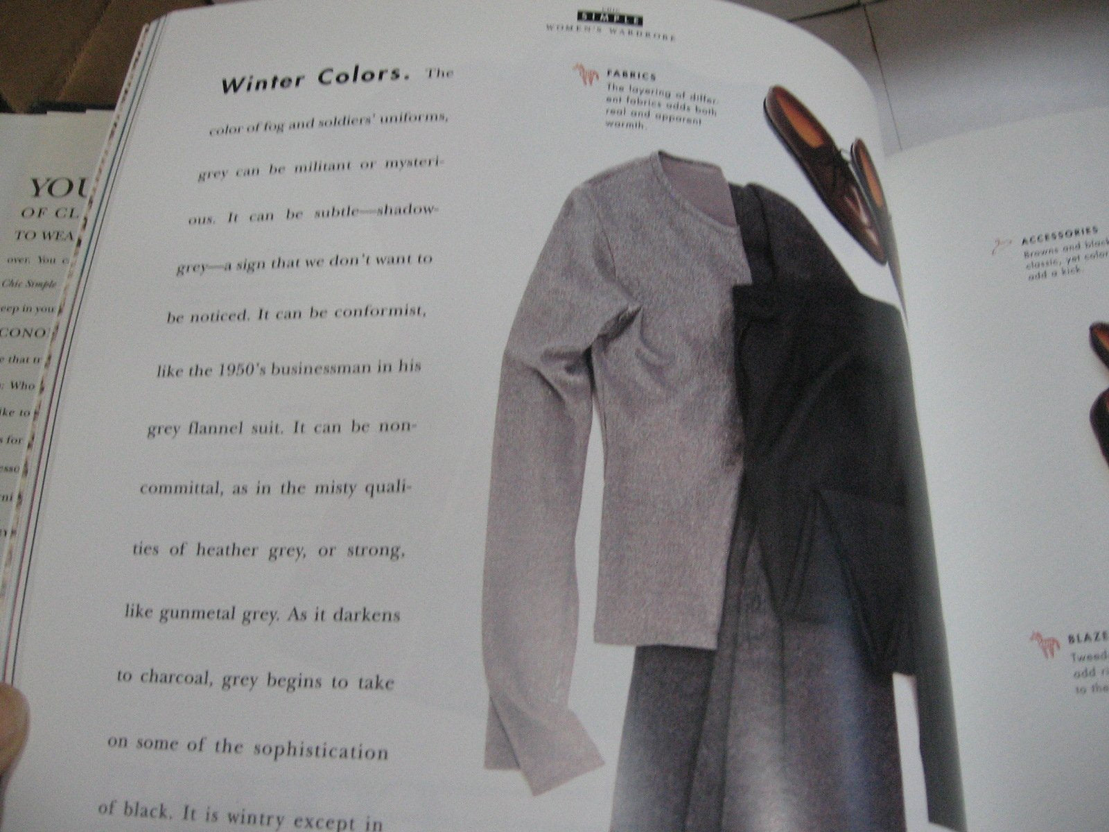 Women's Wardrobe (Chic Simple)