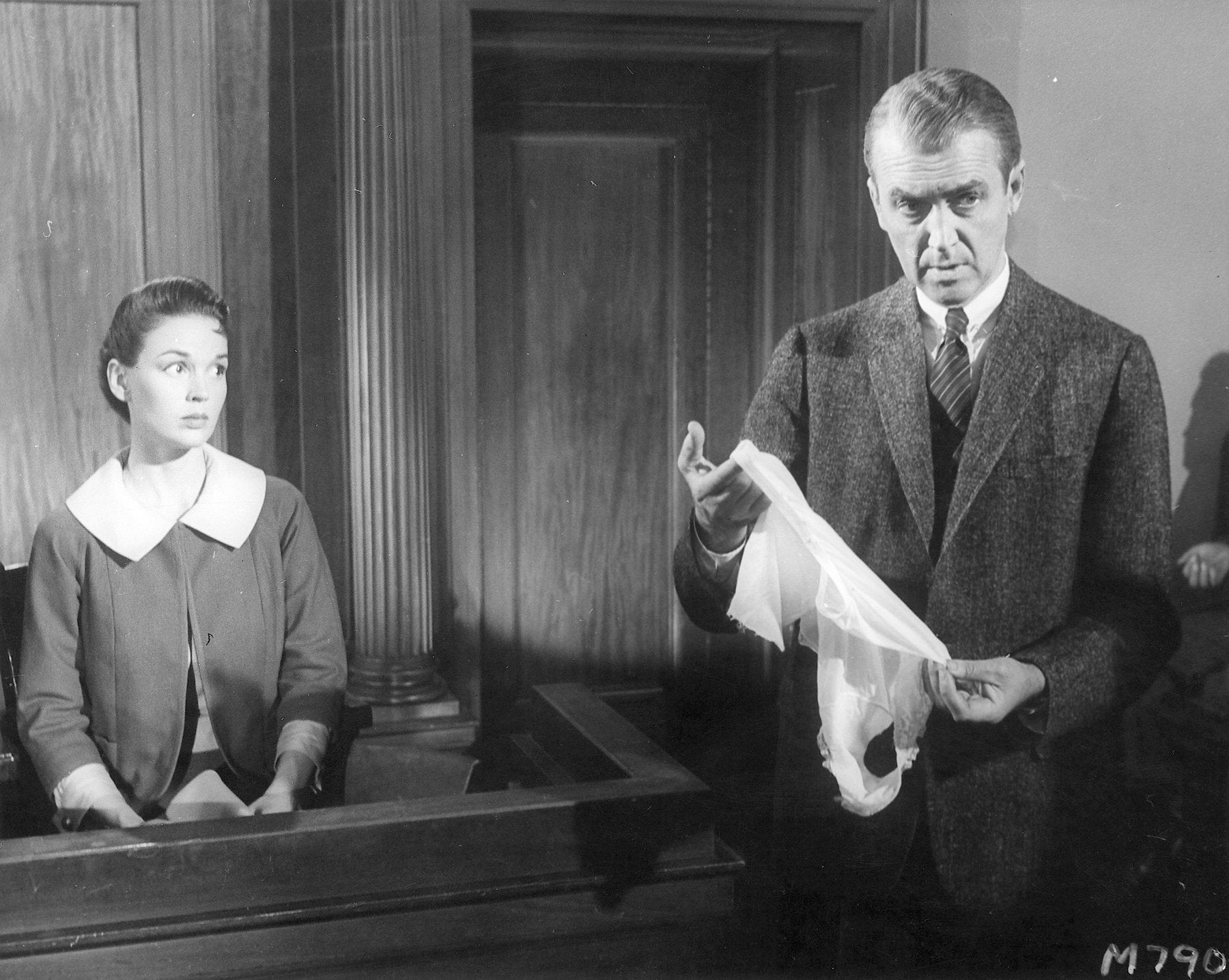 Anatomy of a Murder (The Criterion Collection) [DVD] used book depot