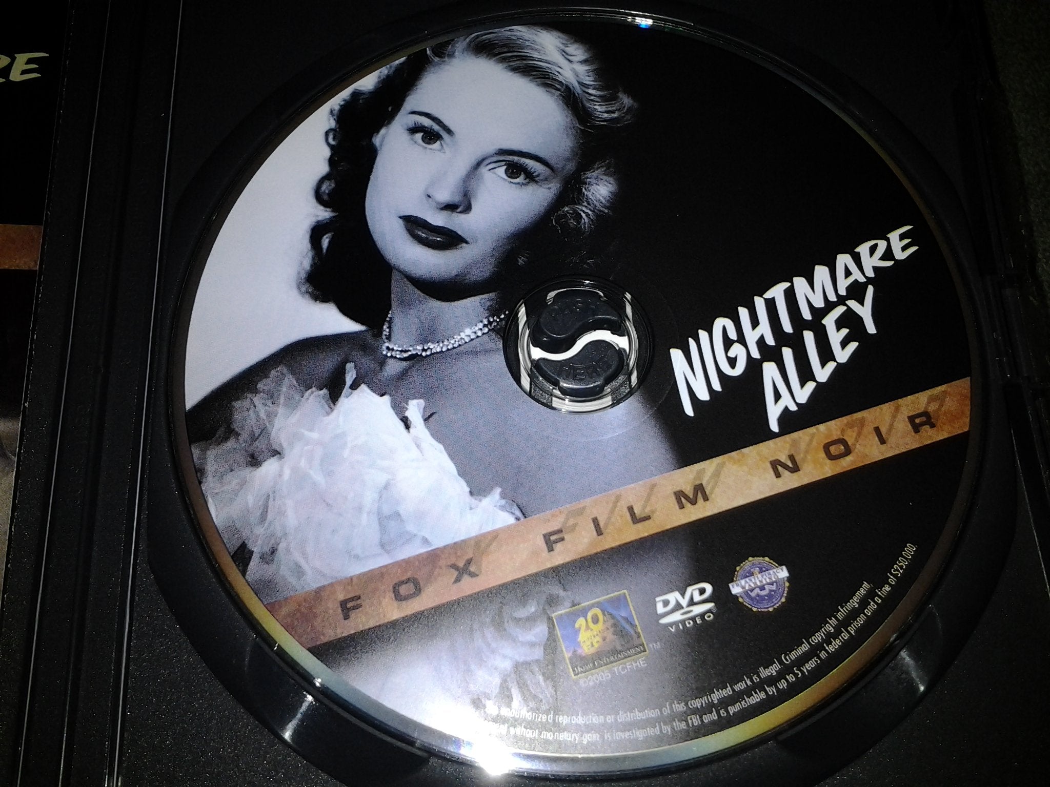 Nightmare Alley (Fox Film Noir) used book depot