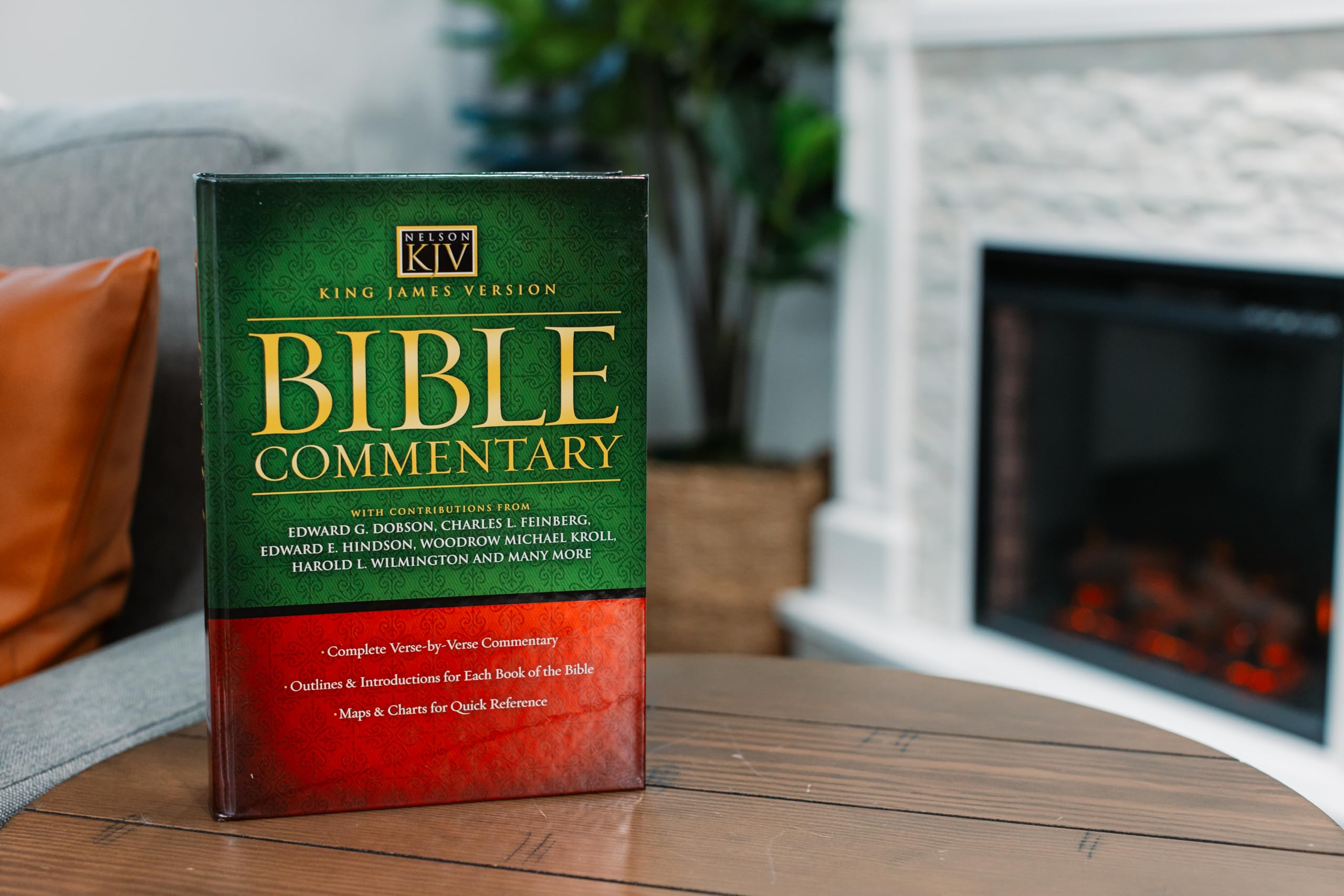 King James Version Bible Commentary: A Complete Verse-By-Verse Commentary With Outlines, Book Introductions, Maps, and Charts used book depot