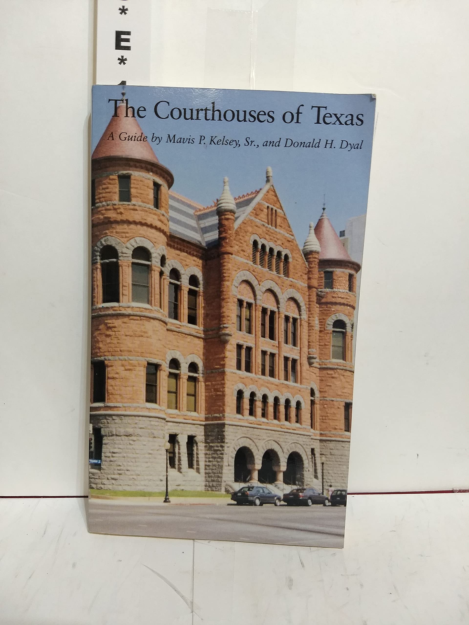 The Courthouses of Texas: A Guide used book depot