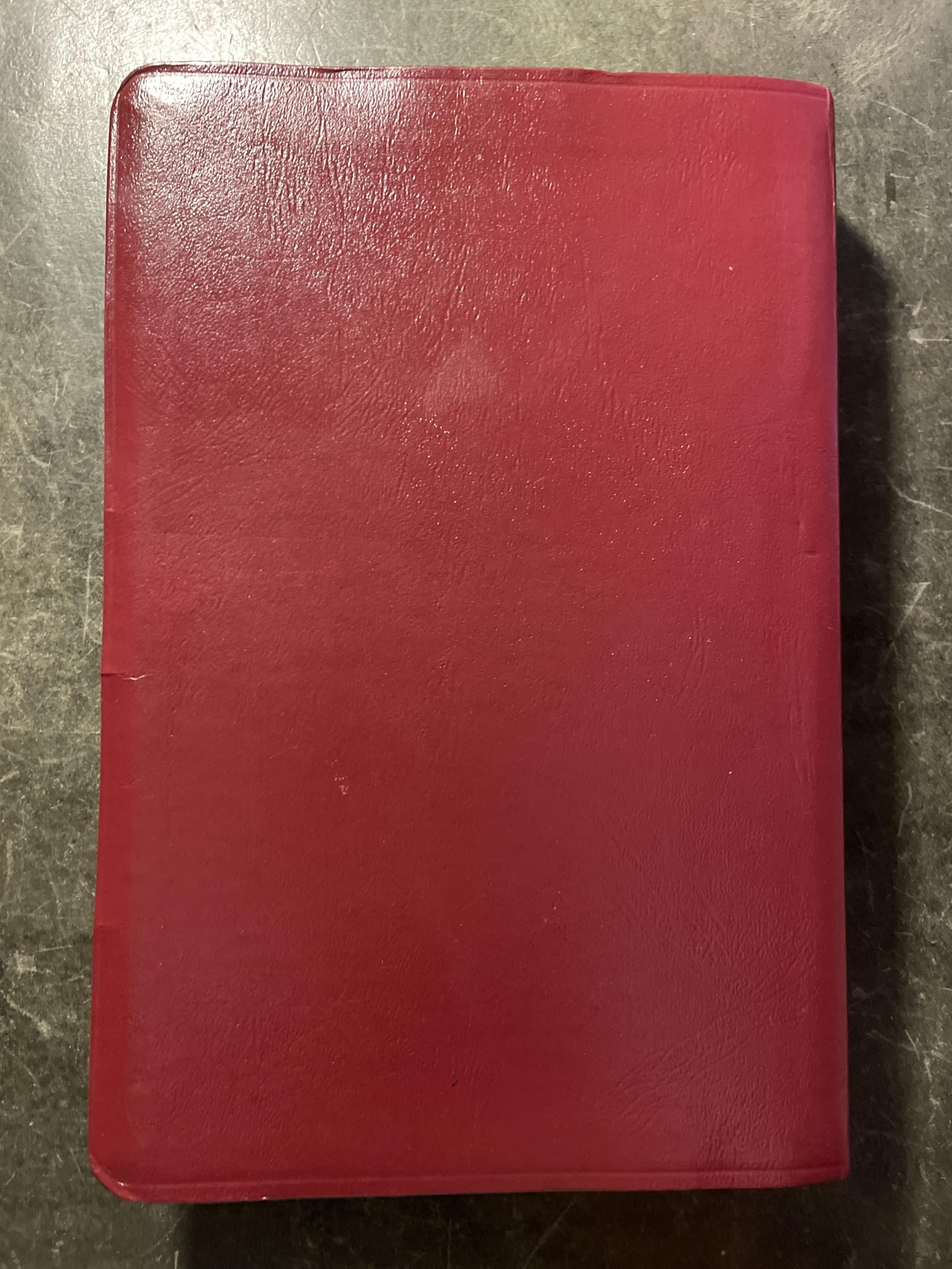 Holy Bible,KJV, Giant Print, Red Letter Edition, Concordance Leather cover burgundy 885CBG 1990 used book depot