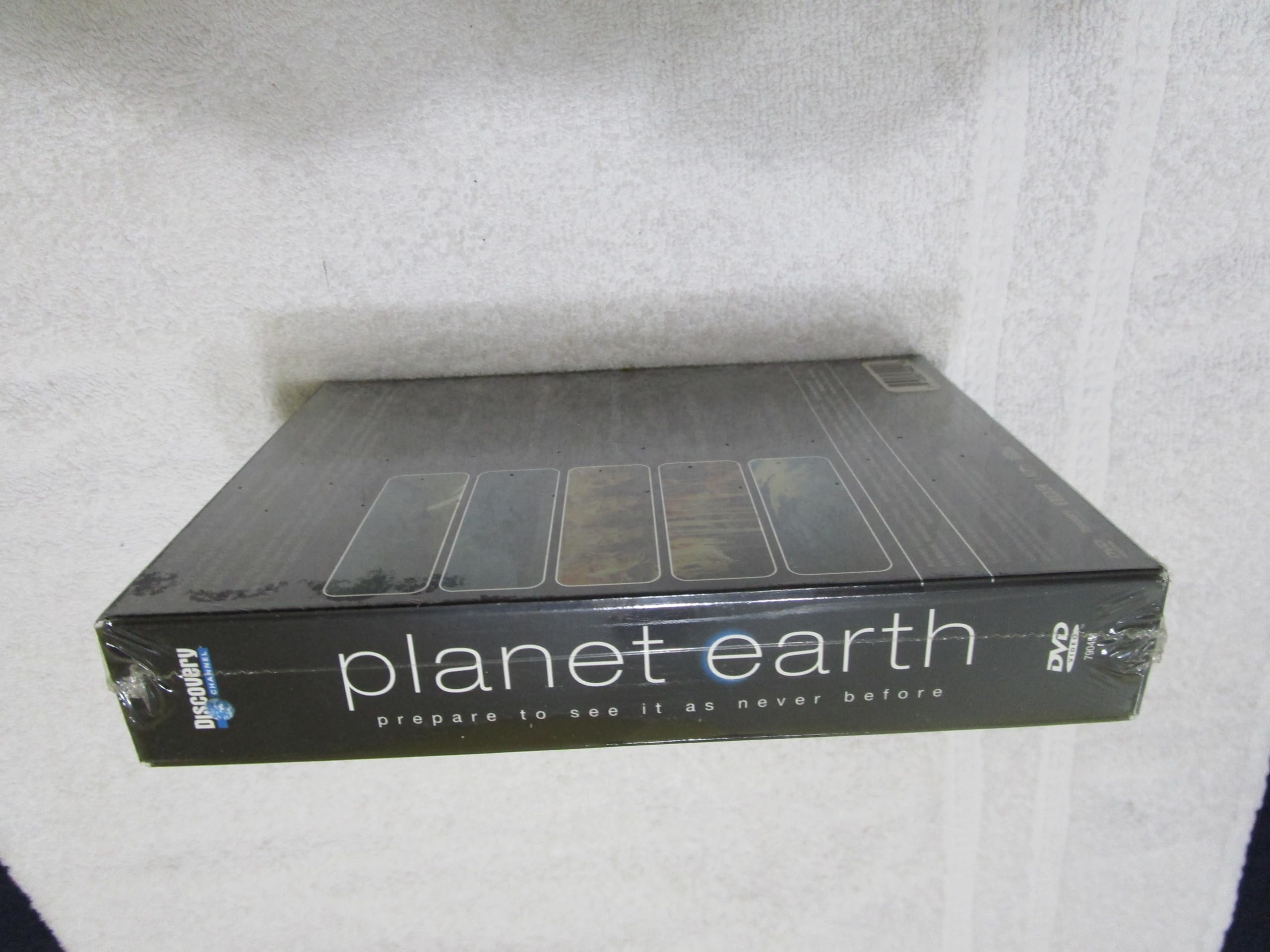 Planet Earth 5-Dvd Collector's Edition Boxed Set! Discovery Channel used book depot