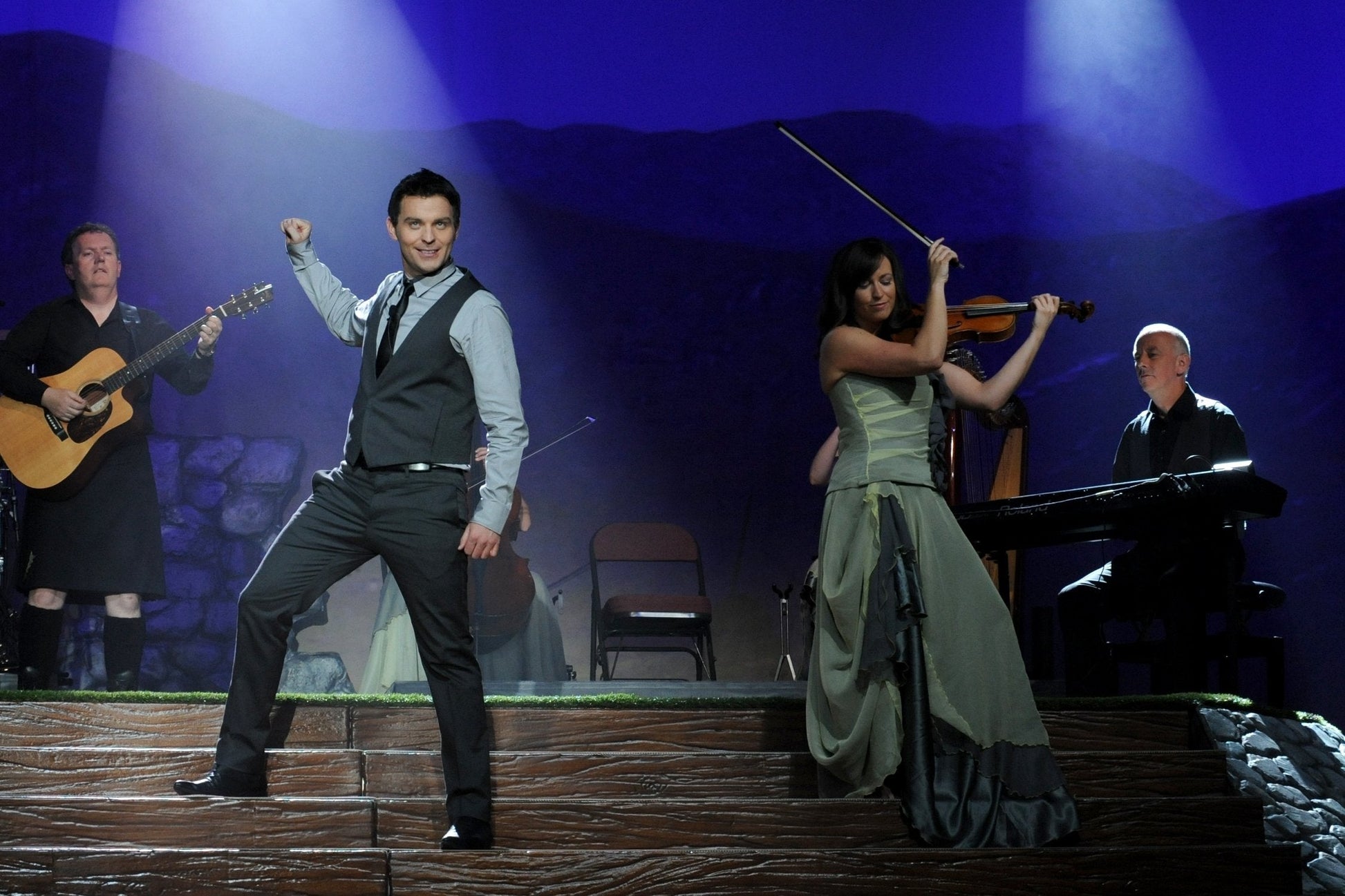 Celtic Thunder: Heritage used book depot