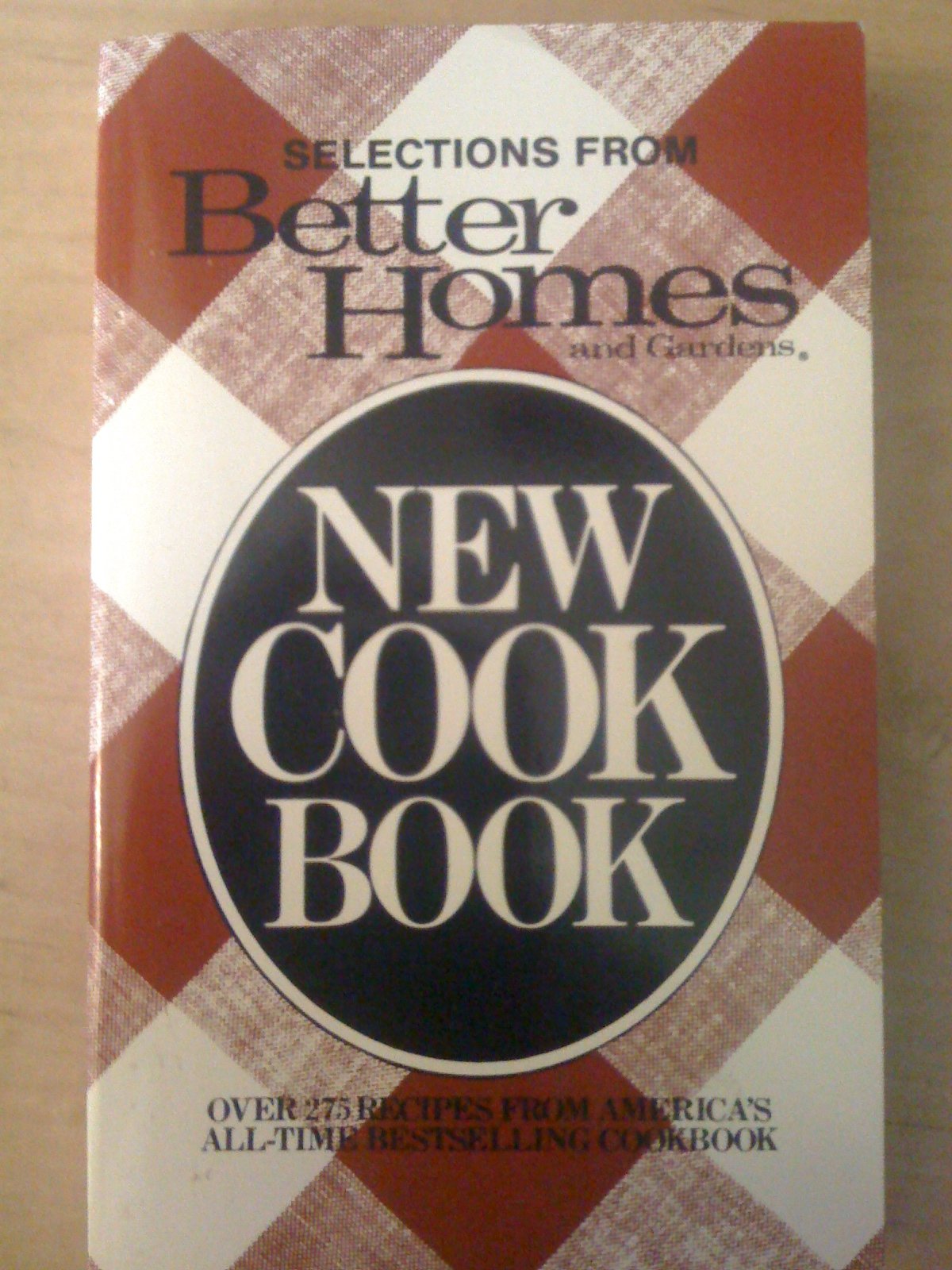 Better Homes and Gardens New Cookbook (Better Homes & Gardens New Cookbooks) used book depot