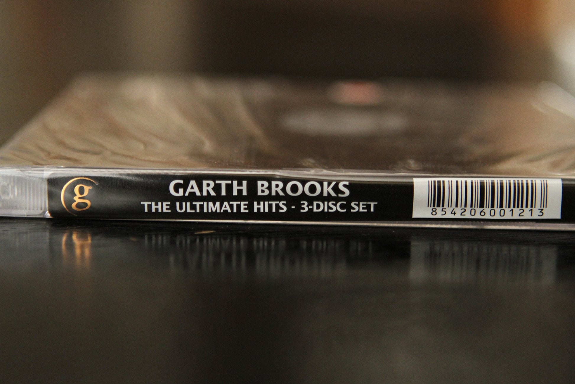 Garth Brooks Ultimate Hits used book depot