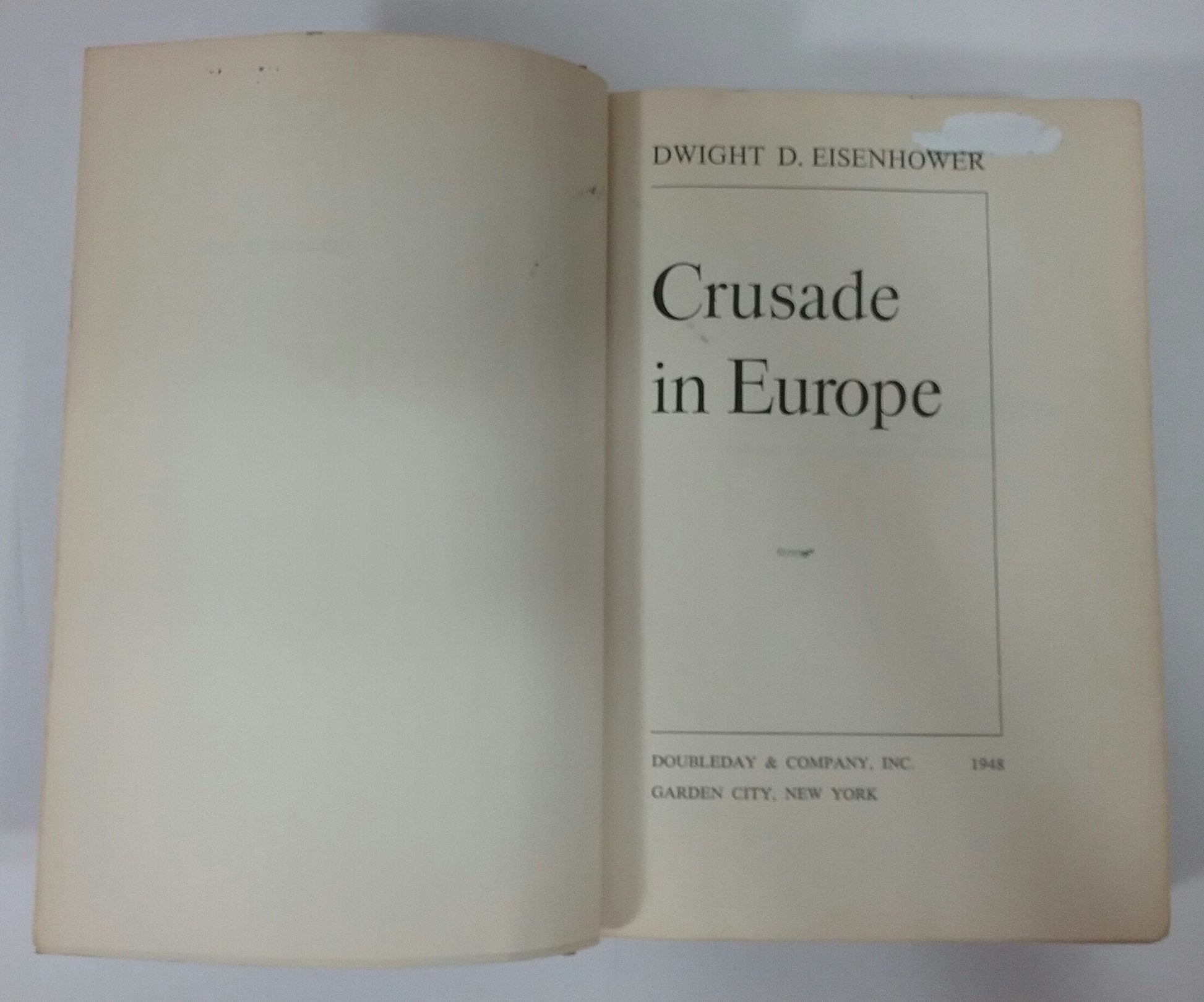 CRUSADE IN EUROPE. (Hardcover) A personal account of World War II. Popular Edition used book depot