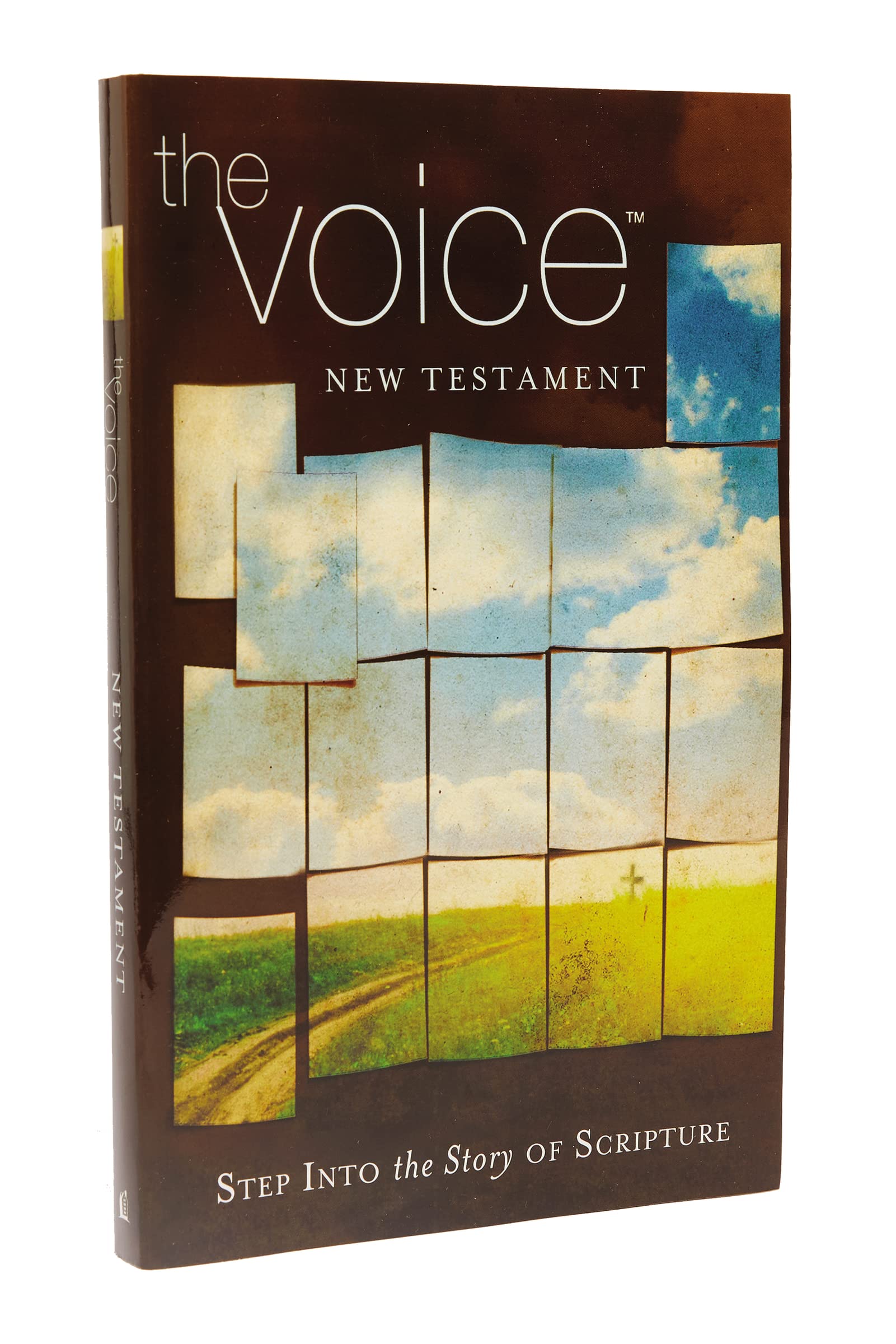 The Voice New Testament, Paperback: Step Into the Story of Scripture used book depot