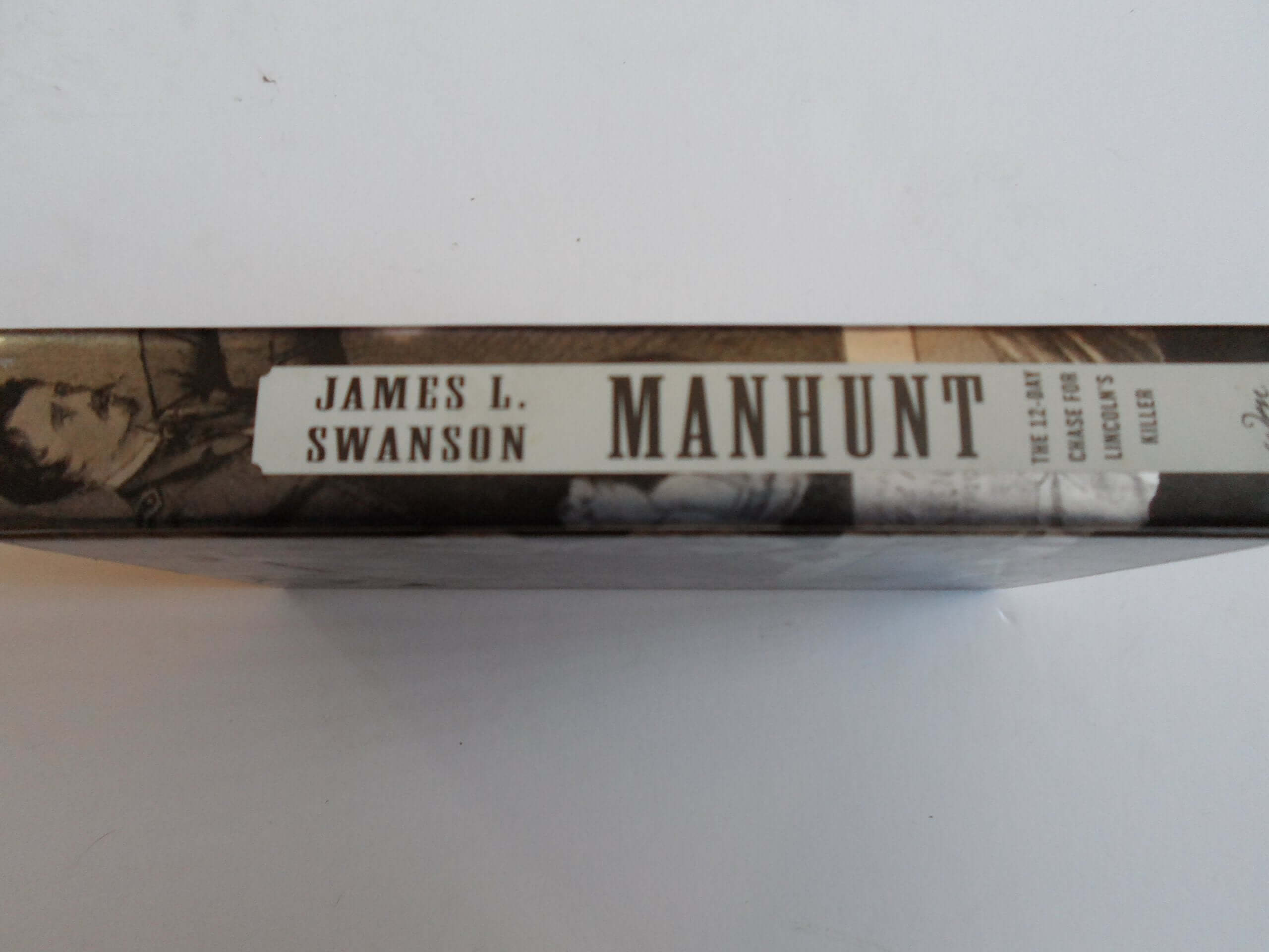 Manhunt: The 12-Day Chase for Lincoln's Killer used book depot