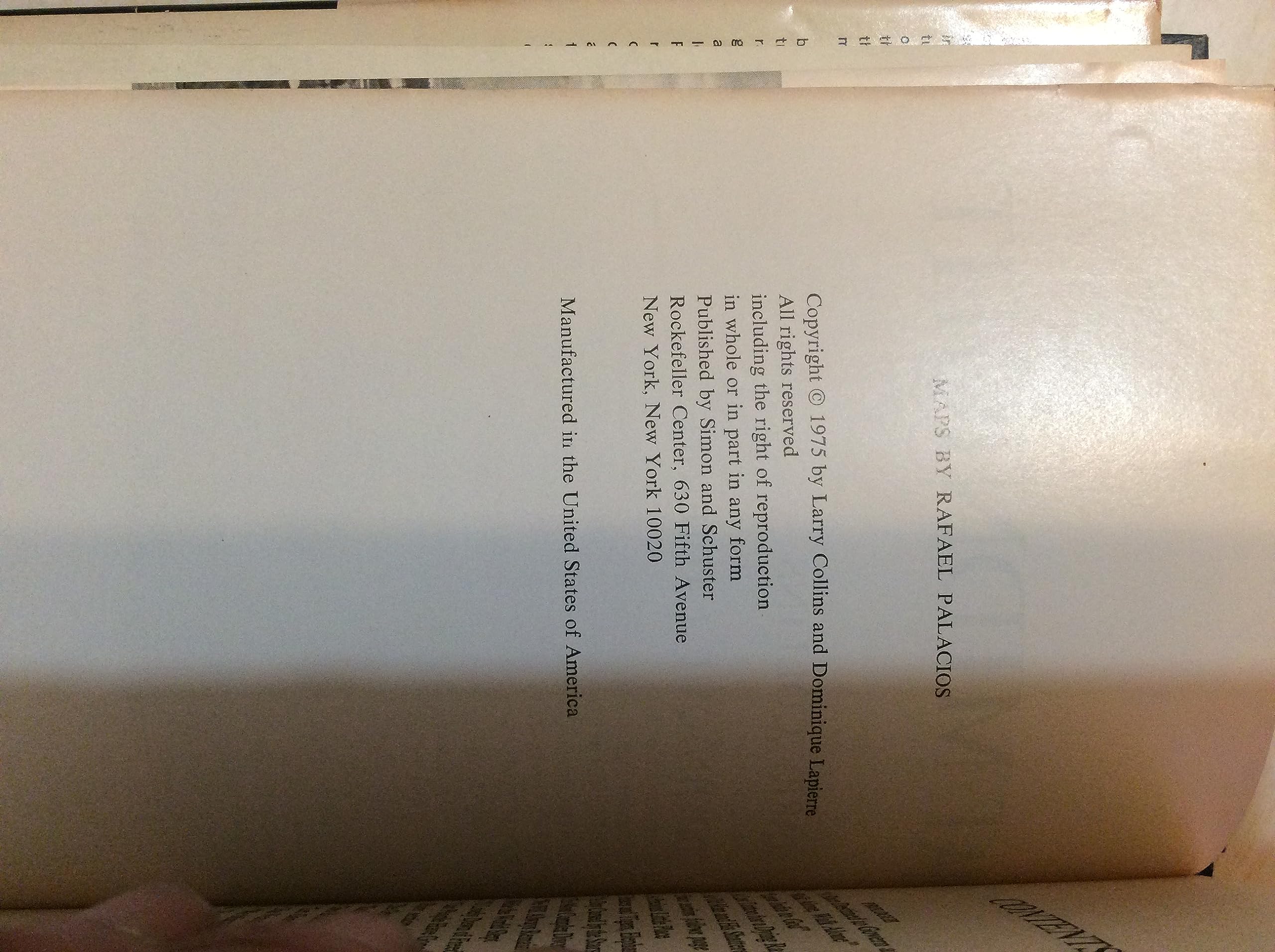 Freedom at Midnight Hardcover - October 20, 1975