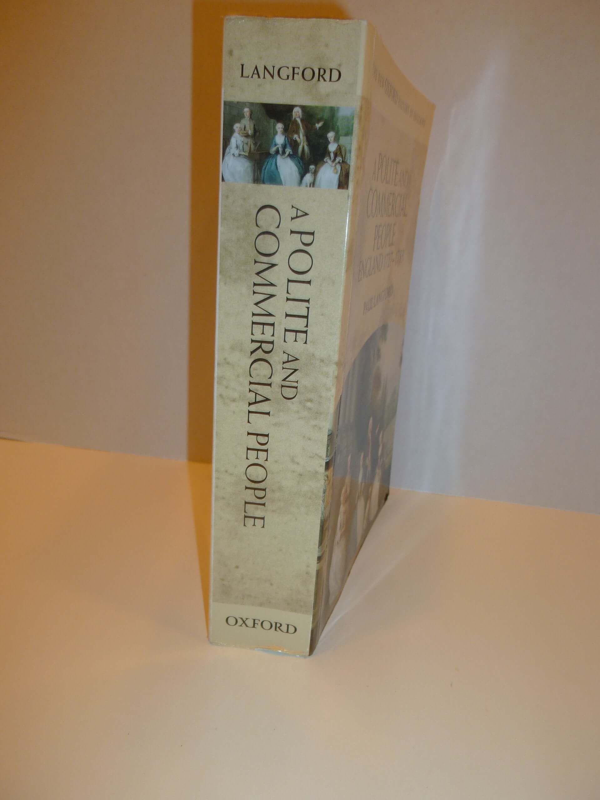 A Polite and Commercial People: England 1727-1783 (New Oxford History of England) used book depot