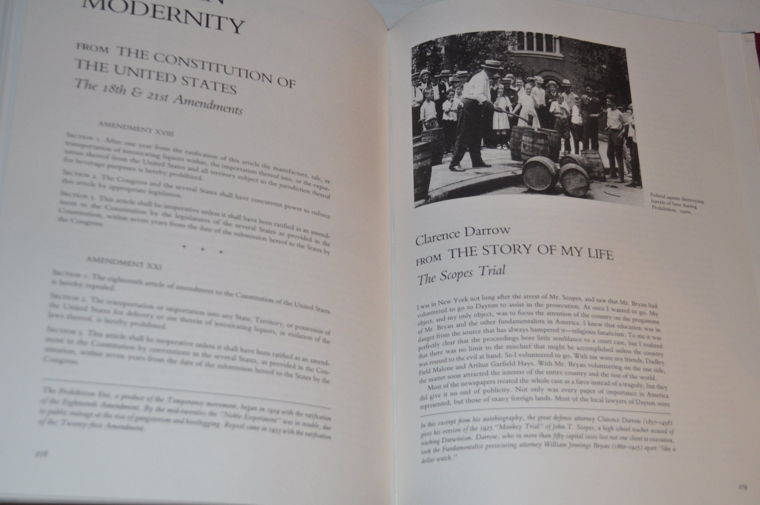 Law: A Treasury of Art and Literature by Sara Robbins (1990) Hardcover used book depot