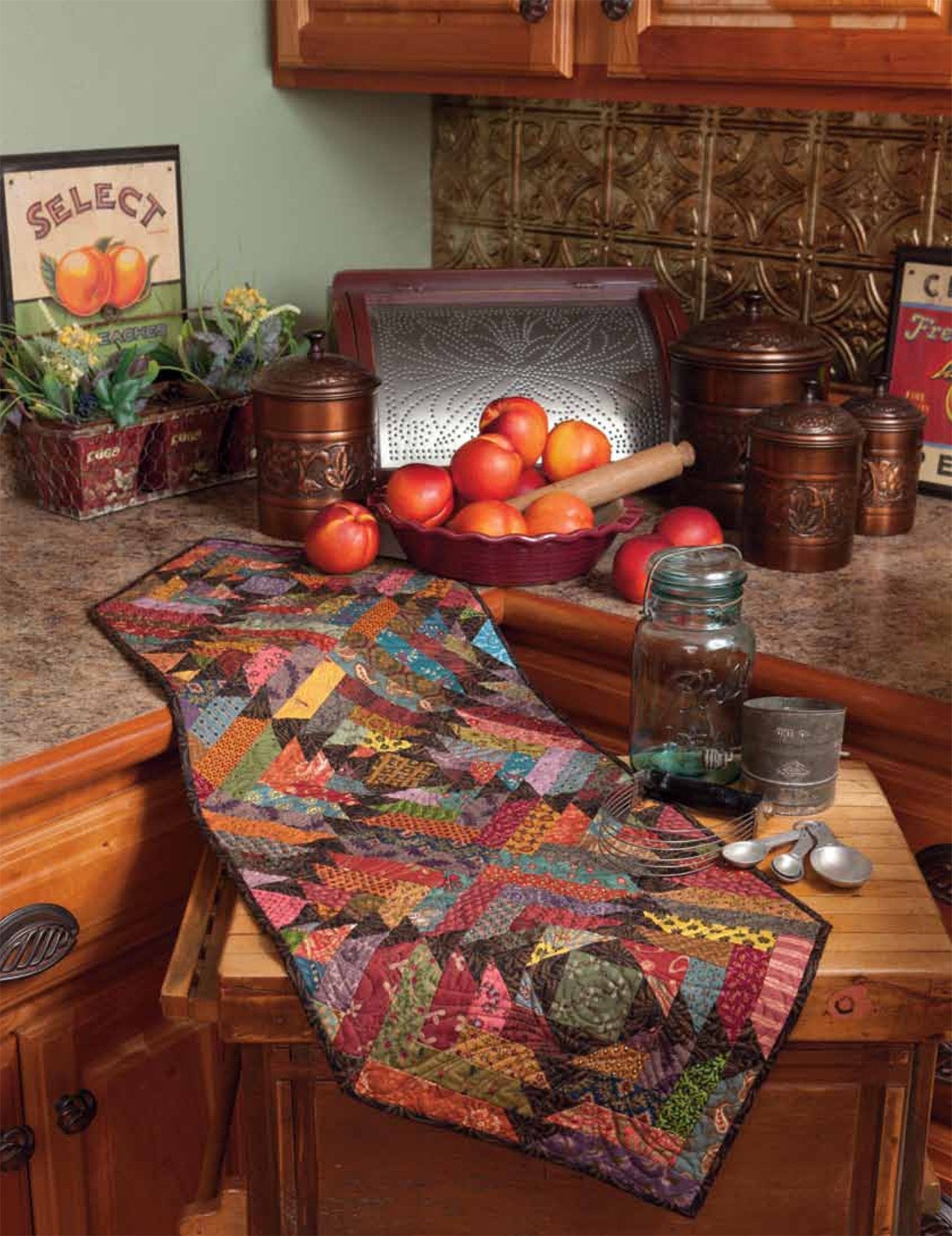 Simple Charm: 12 Scrappy Patchwork and Applique Quilt Patterns used book depot