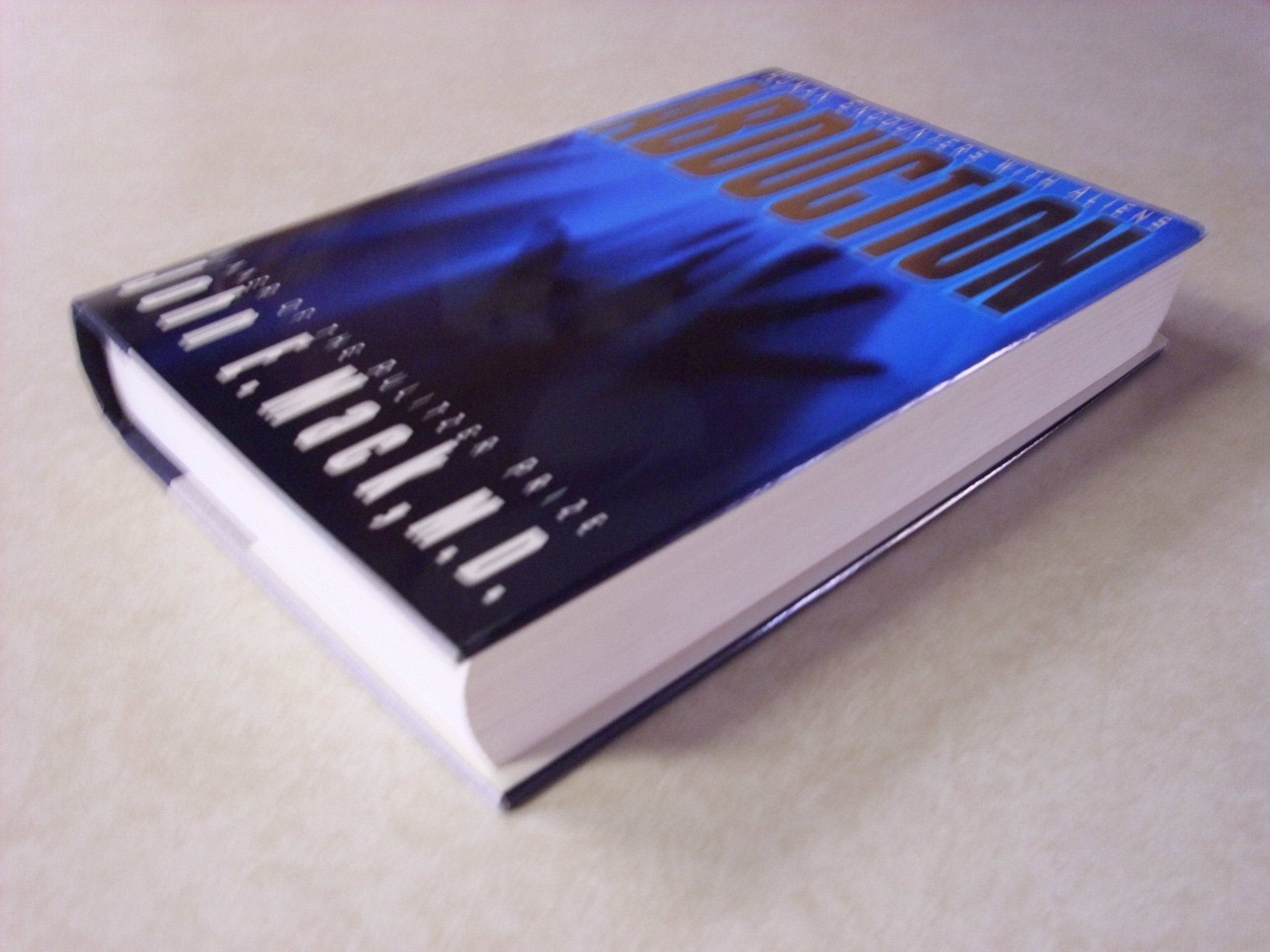 ABDUCTION: HUMAN ENCOUNTERS WITH ALIENS