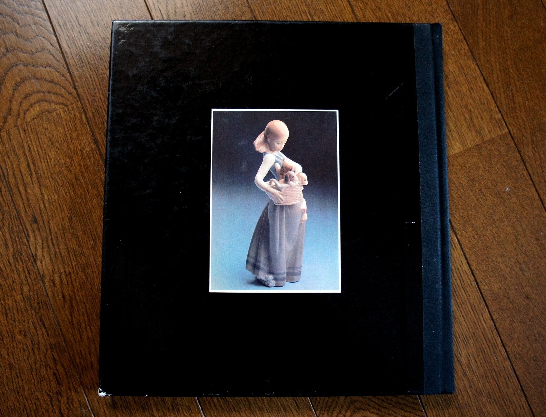 Lladro': The Art of Porcelain (How Spanish Porcelain Became World Famous) used book depot