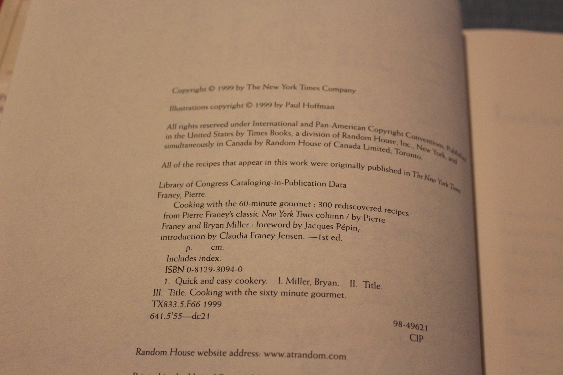 Cooking with the 60-Minute Gourmet: 300 Rediscovered Recipes from Pierre Franey's Classic New York Times Column used book depot