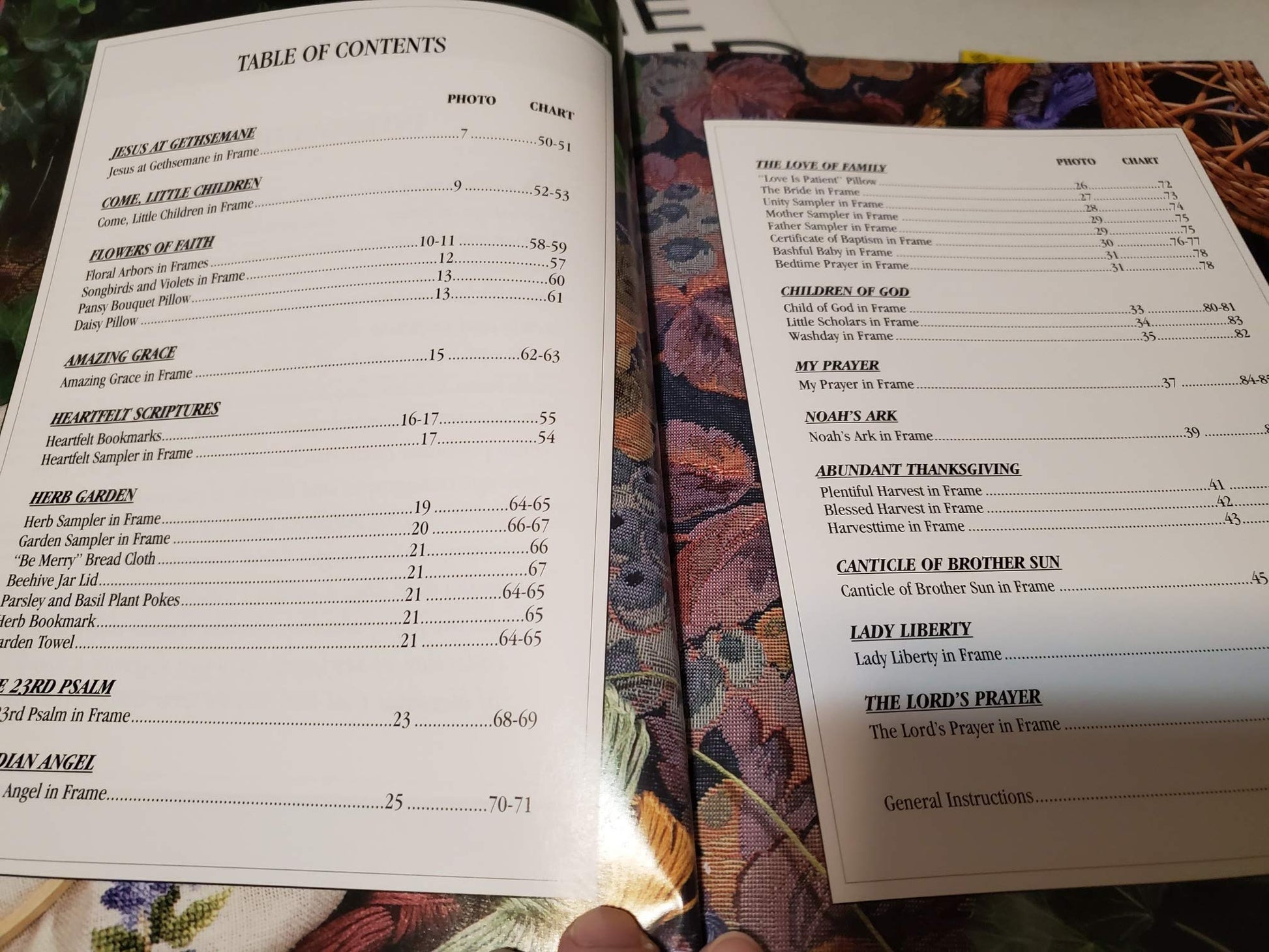 Let Us Pray (Christmas Remembered, Book 13) used book depot