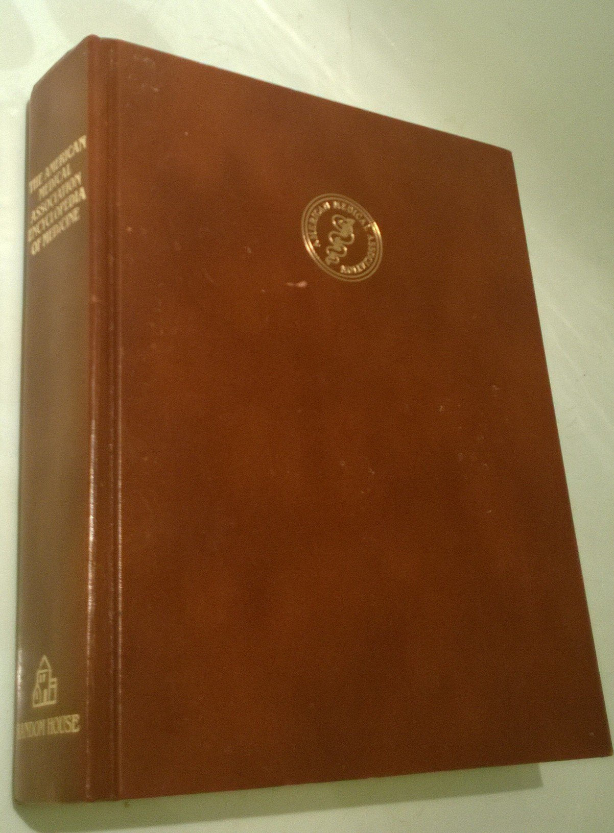The American Medical Association Encyclopedia of Medicine: An A-Z Reference Guide to Over 5,000 Medical Terms Including Symptoms, Diseases, Drugs and Treatments used book depot