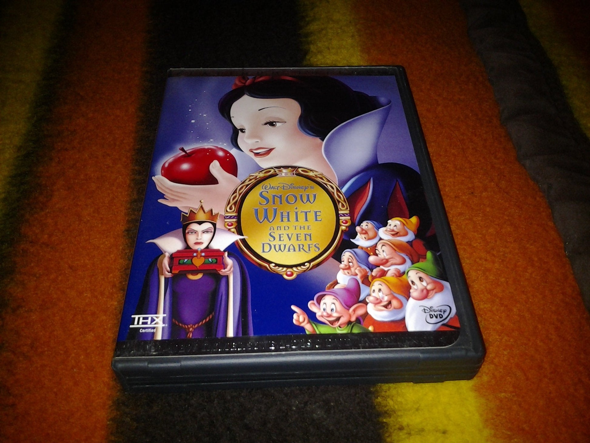 Snow White and the Seven Dwarfs (Disney Special Platinum Edition) used book depot