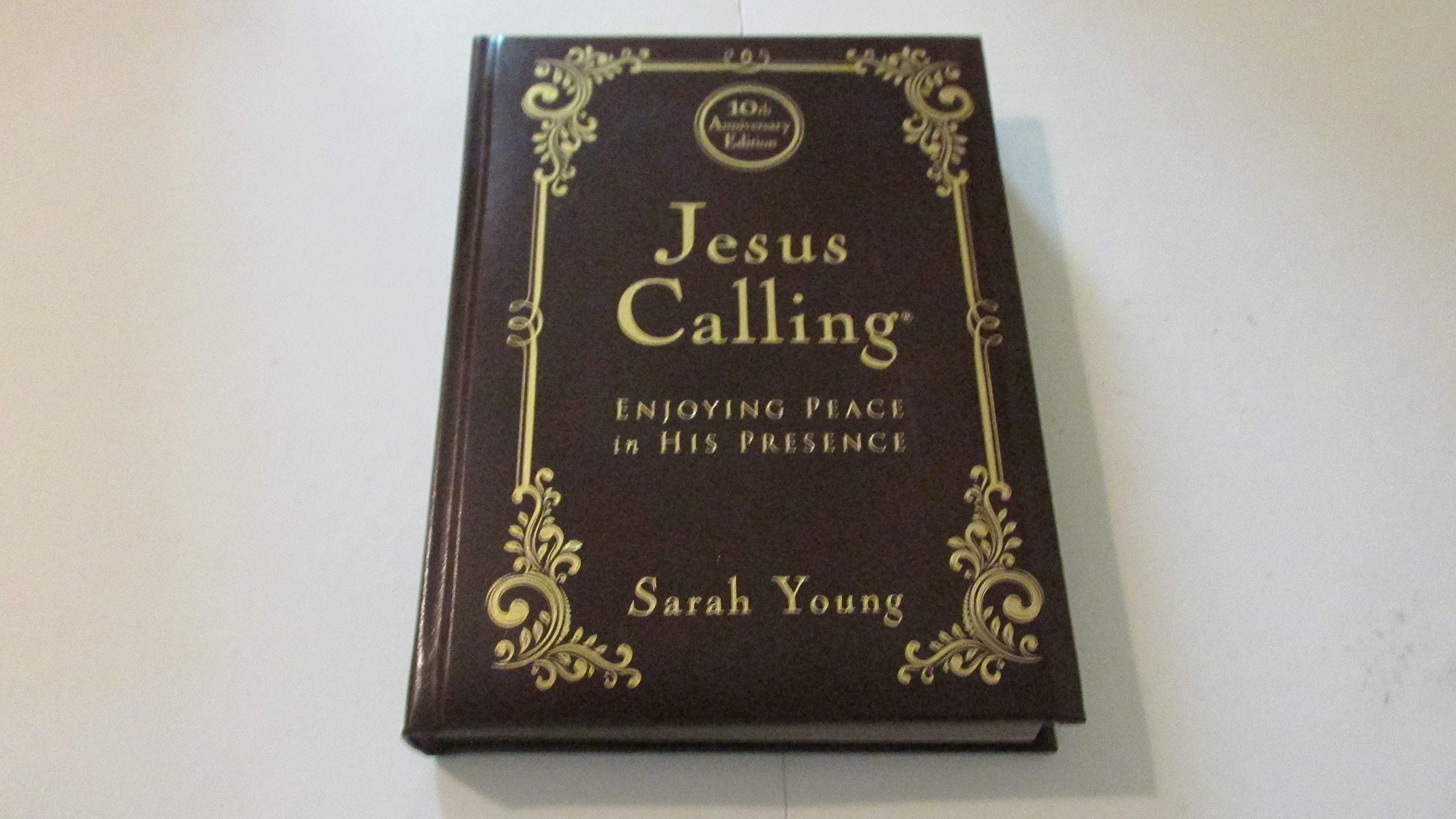 Jesus Calling: Enjoying Peace in His Presence used book depot