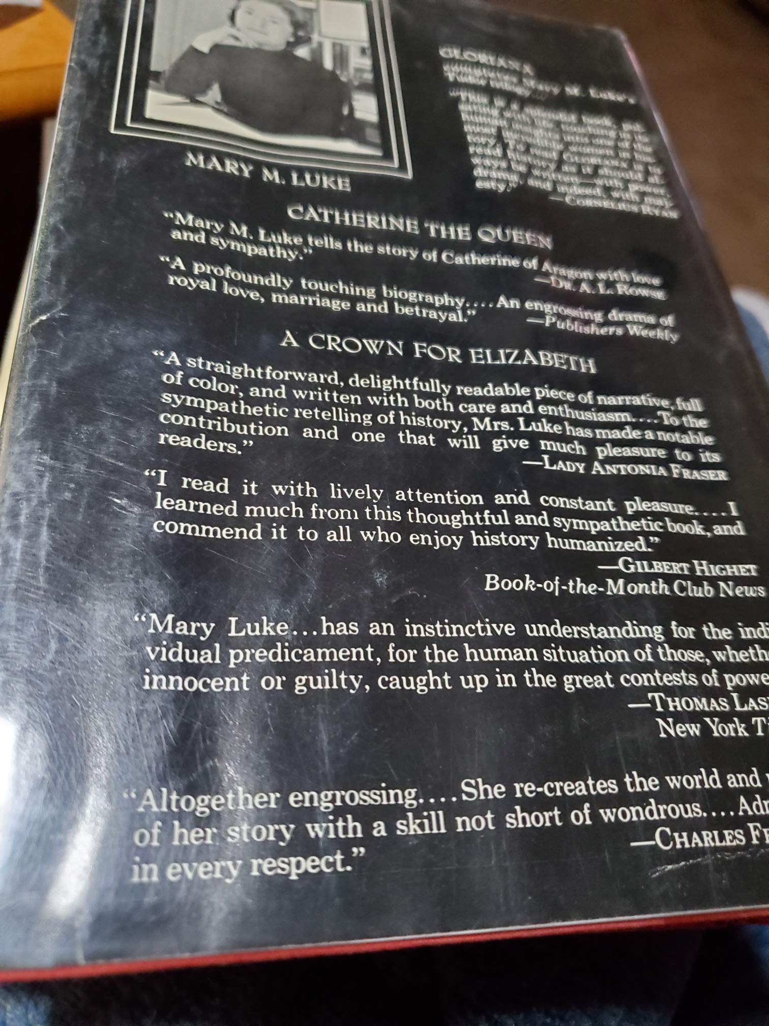 Gloriana: The Years of Elizabeth I