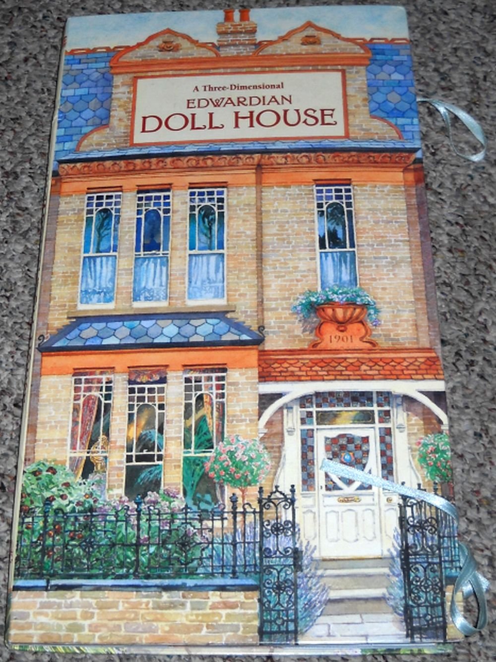 Edwardian Doll House: A Three-Dimensional Book used book depot