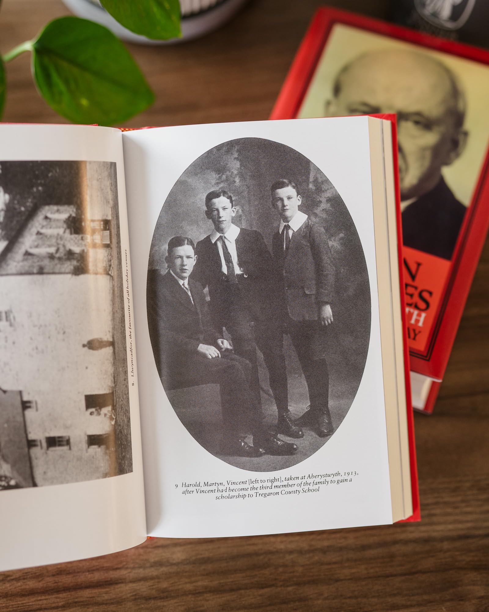 David Martyn Lloyd-Jones the First Forty Years 1899-1939 used book depot