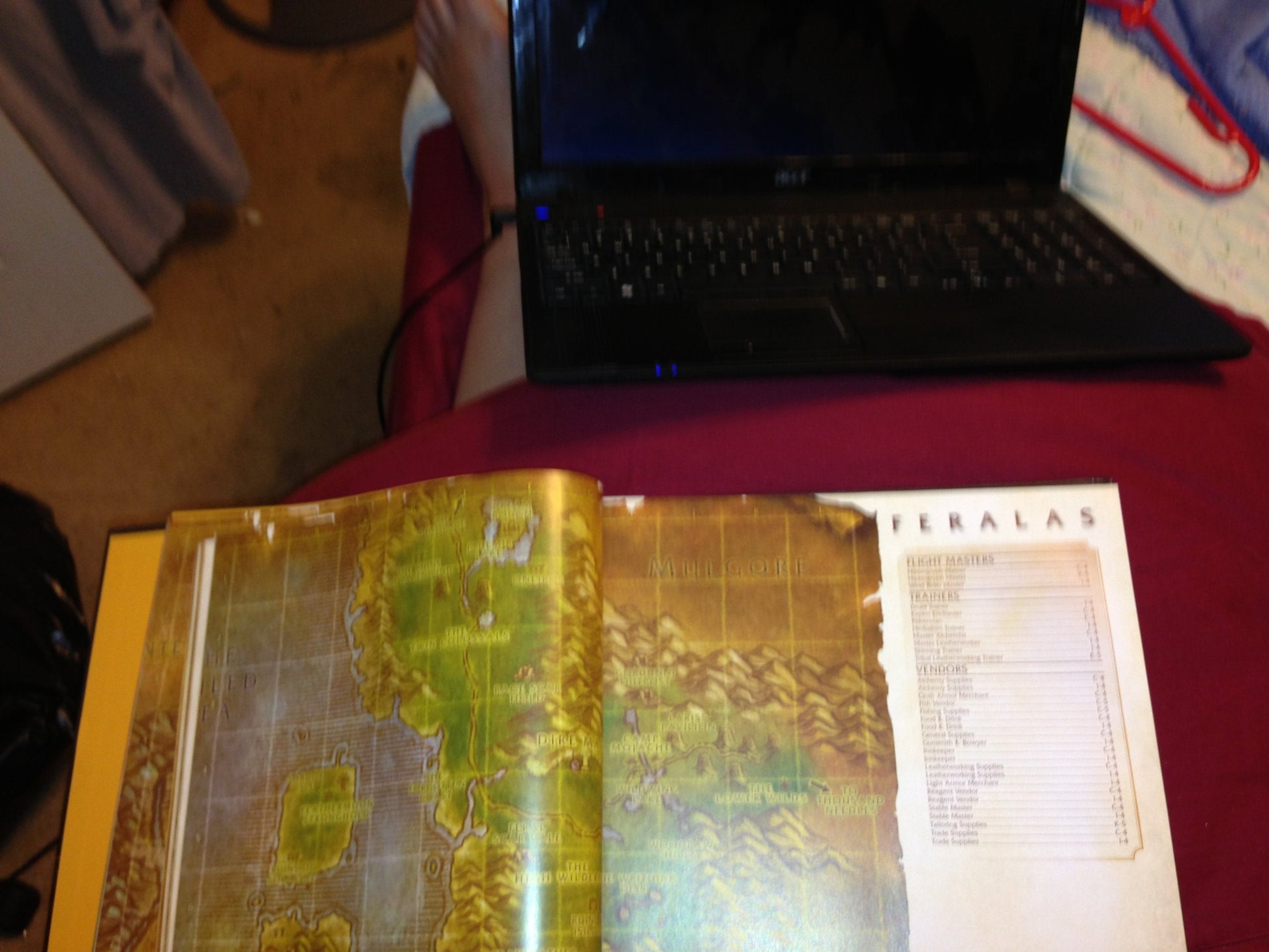 World of WarCraft Atlas (Bradygames Official Strategy Guide) used book depot