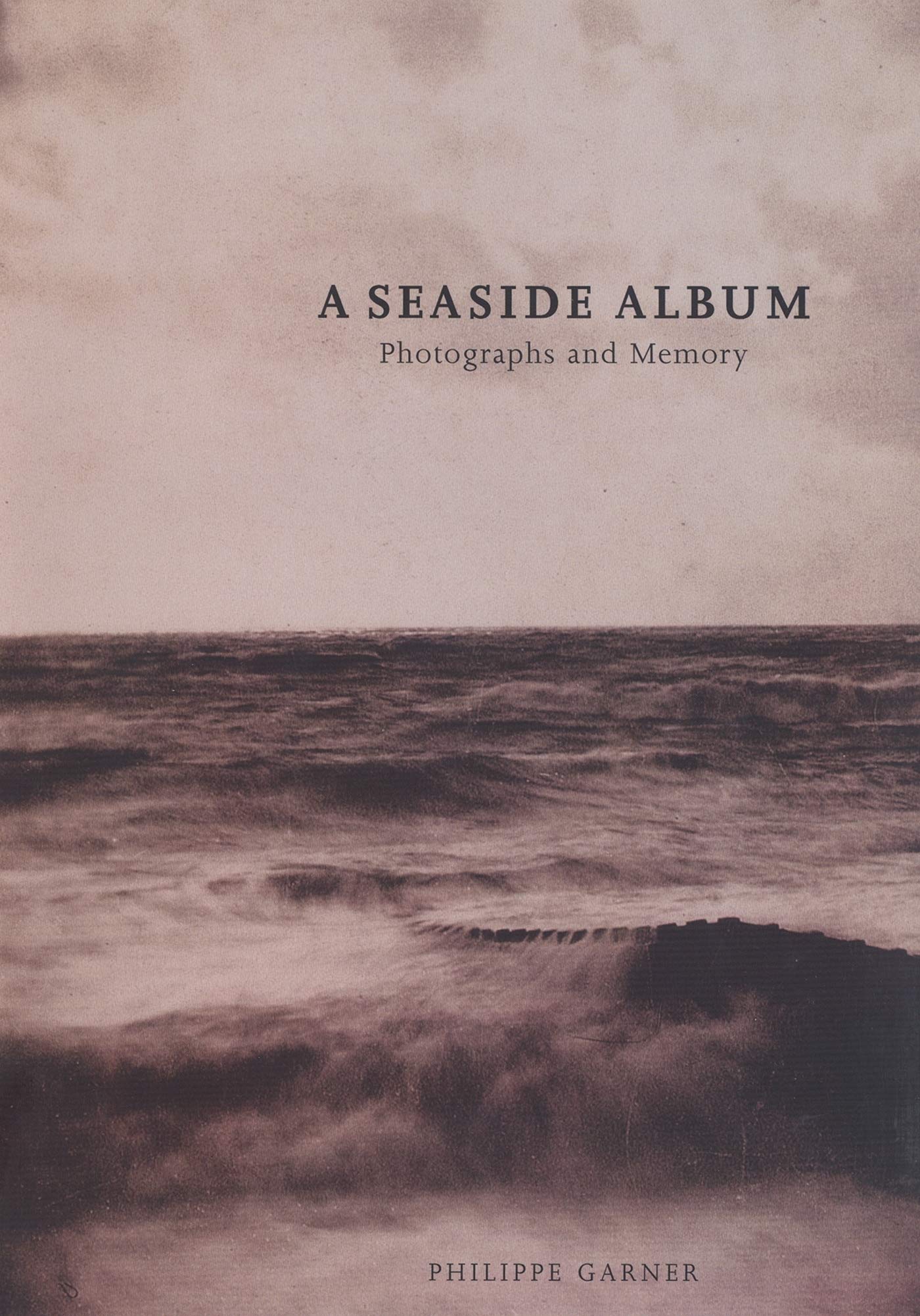 A Seaside Album: Photographs and Memory used book depot