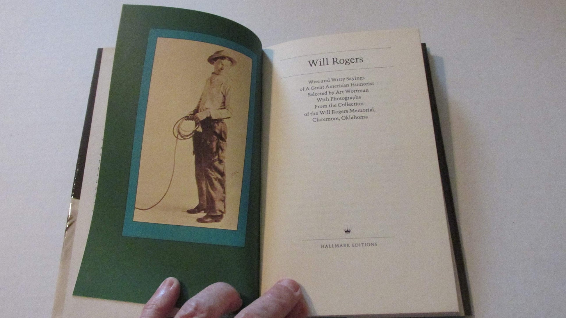 Will Rogers: Wise and Witty Sayings of a Great American Humorist used book depot