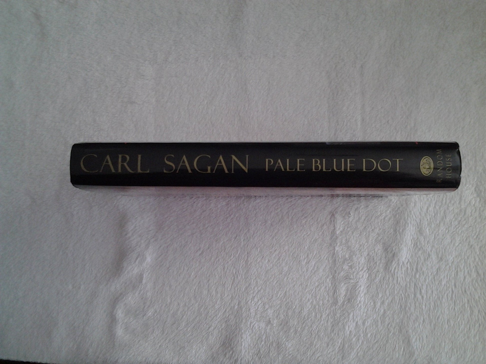 Pale Blue Dot: A Vision of the Human Future in Space used book depot